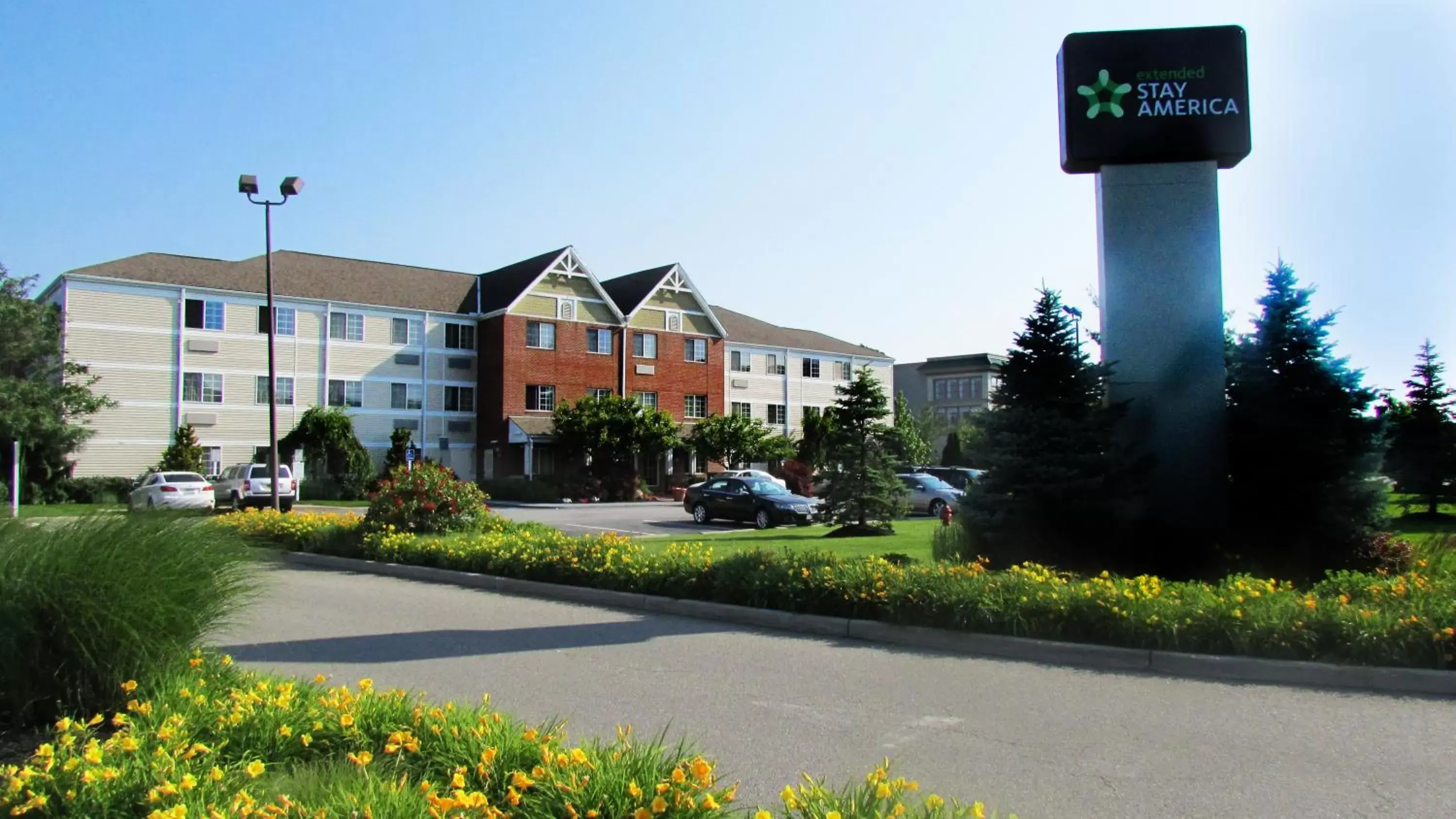 Property building in Extended Stay America Suites - Fishkill - Route 9