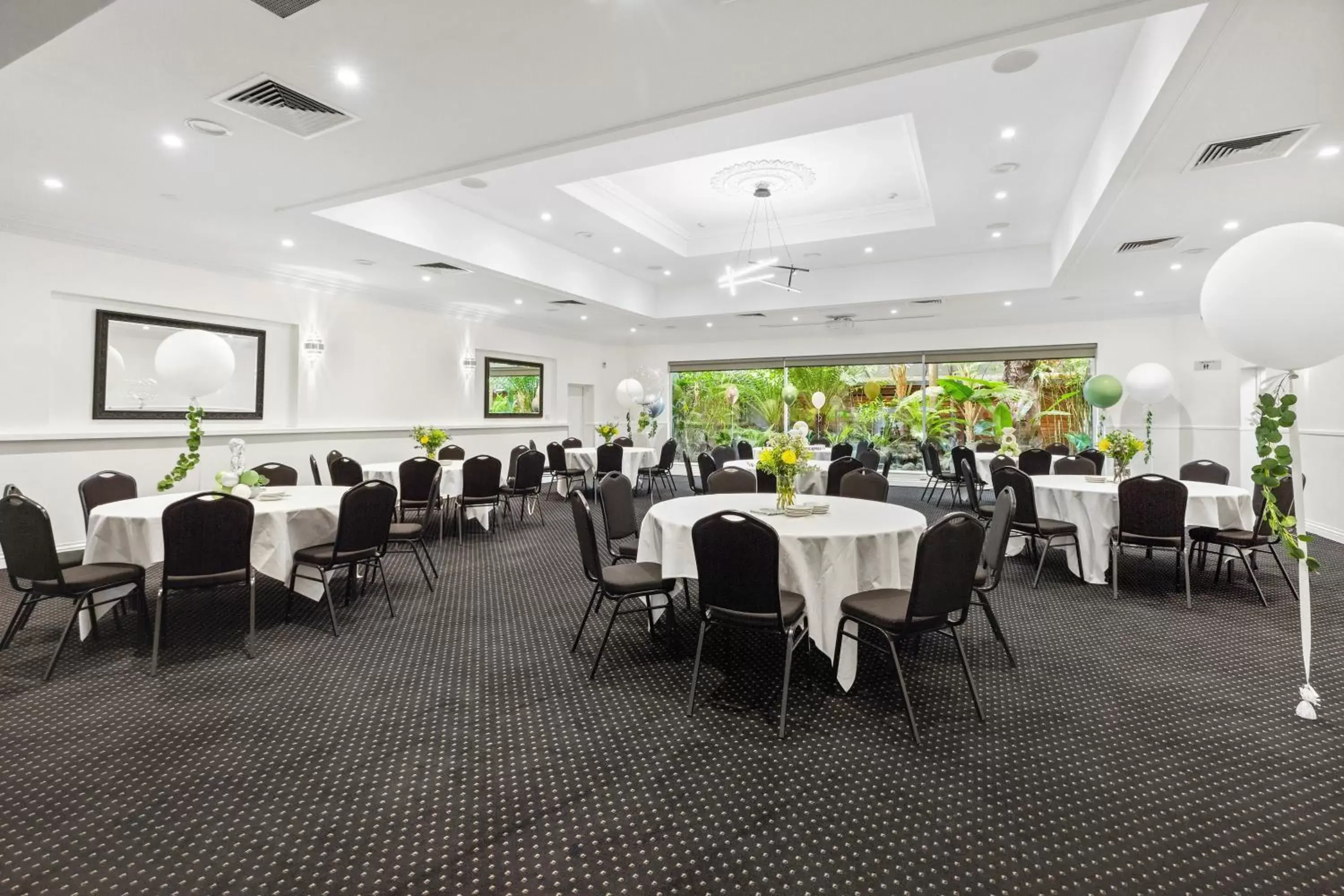 Restaurant/Places to Eat in All Seasons Resort Hotel Bendigo