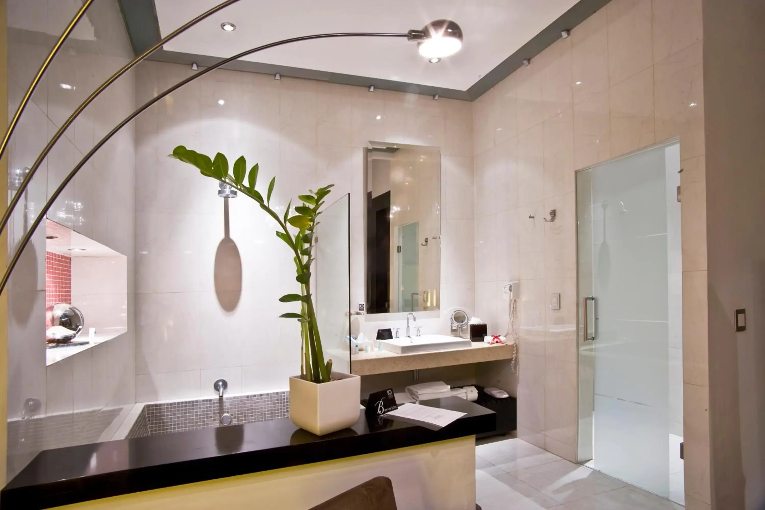 Bathroom in Cantera 10 Hotel Boutique