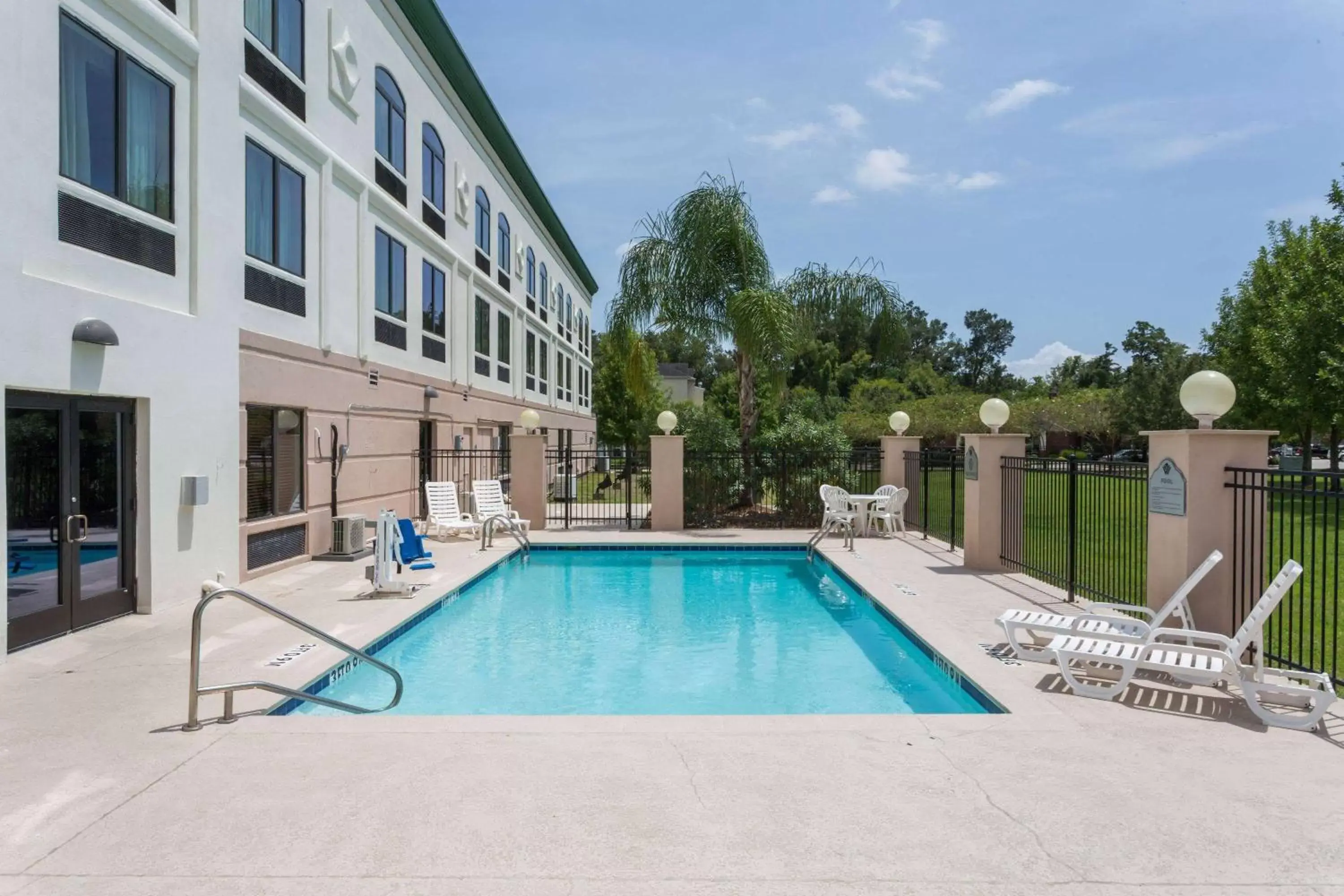 Pool view, Swimming Pool in Wingate by Wyndham Houma