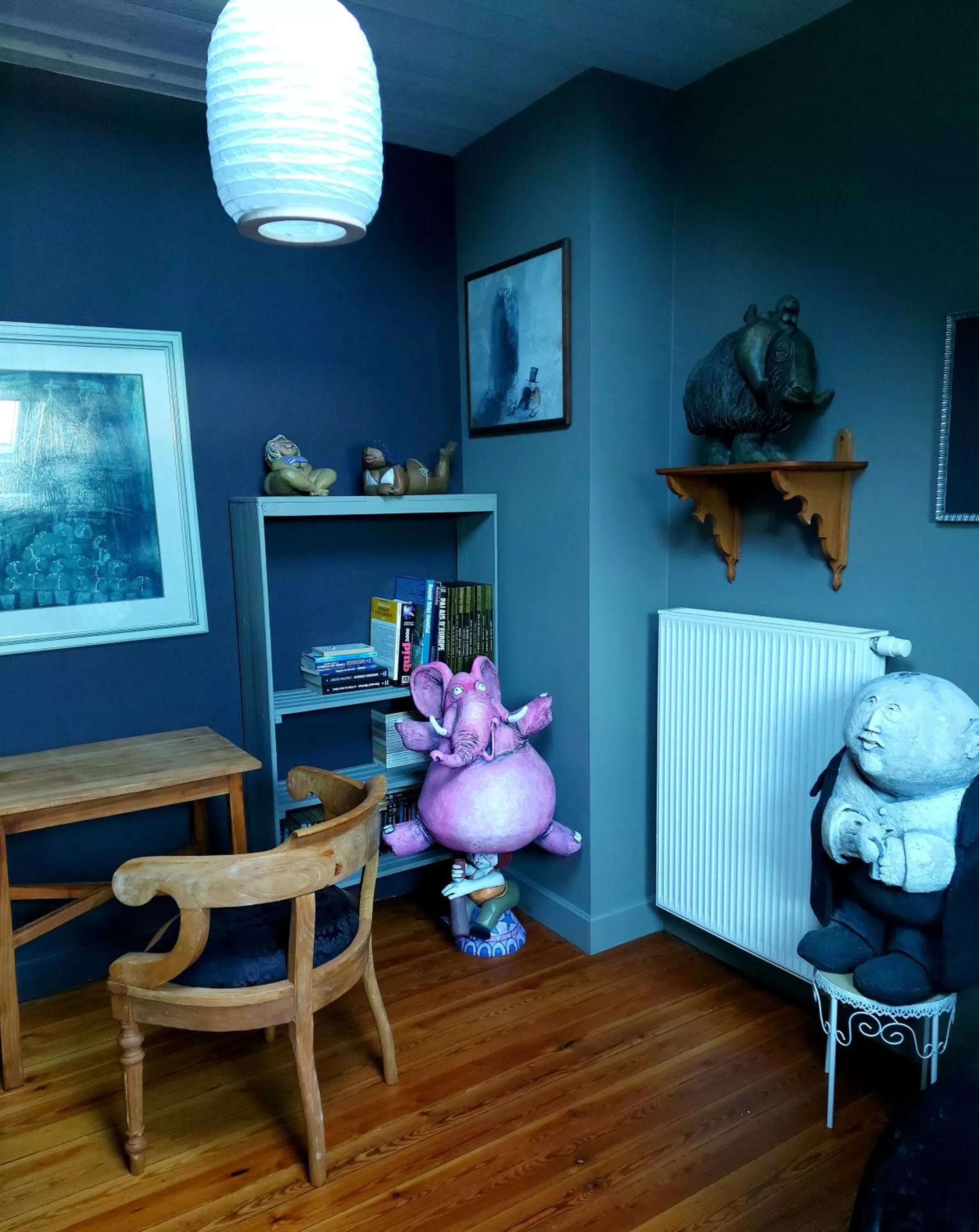 Decorative detail in L'Atelier Bed and Breakfast