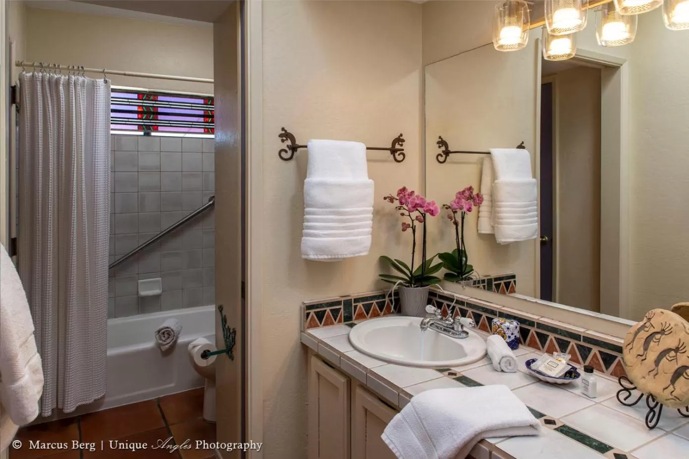 Bathroom in Adobe Rose Inn