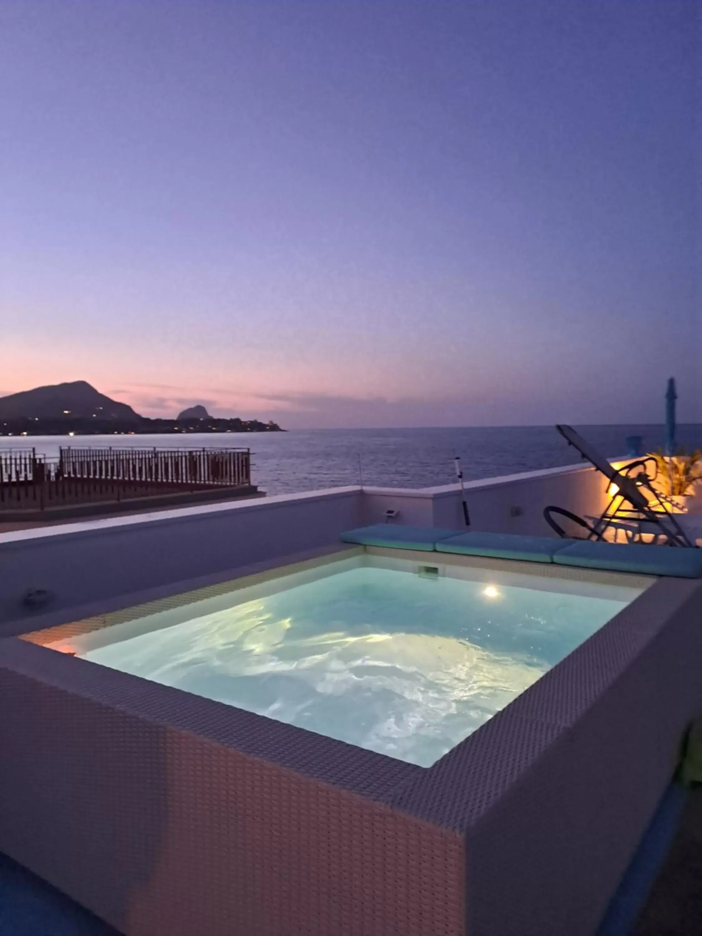 Swimming Pool in La Luna sul Mare - Relax & Sea