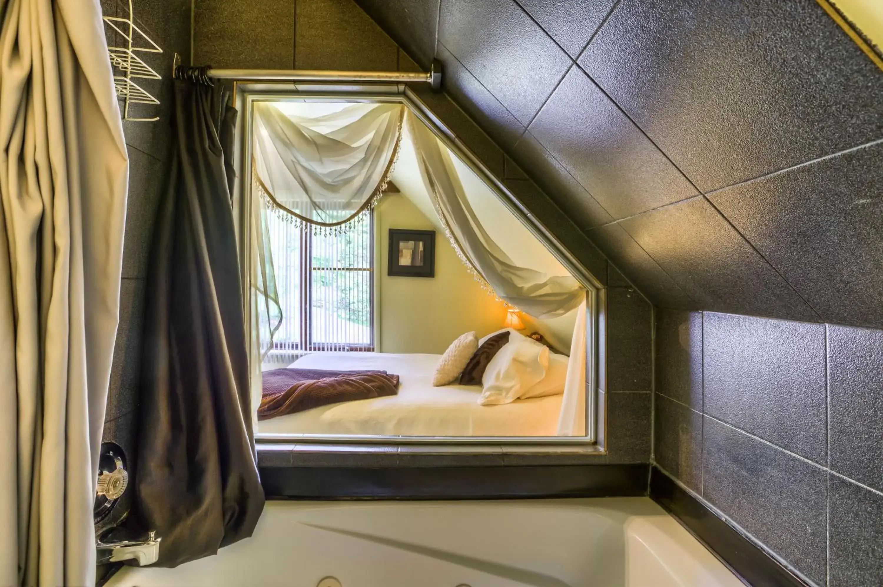 Bathroom in Auberge Baker