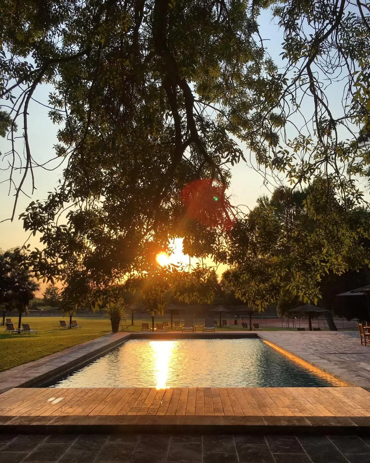 Sunrise/Sunset in Hotel Château Des Alpilles