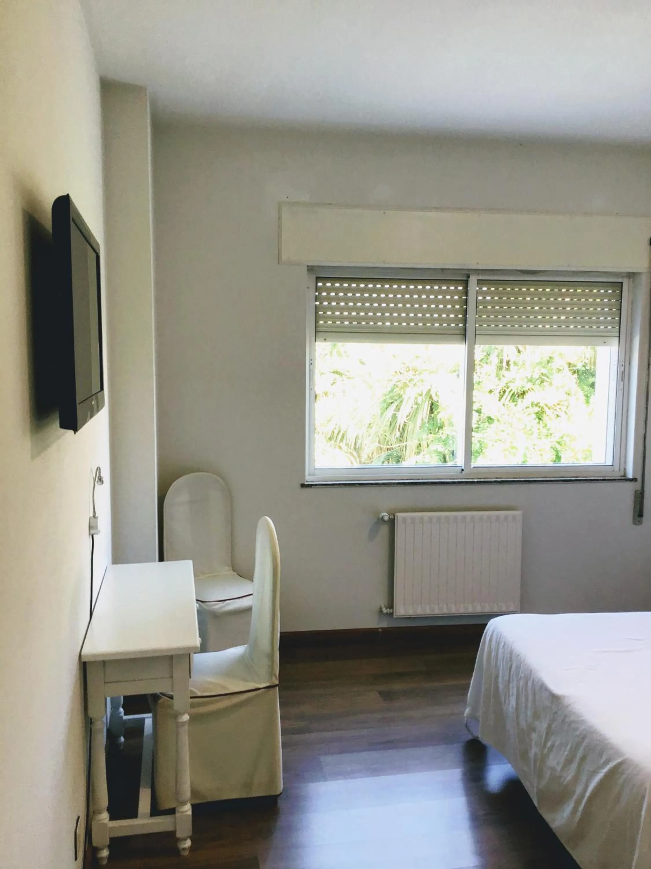 Photo of the whole room, Bed in Hotel Los Olmos