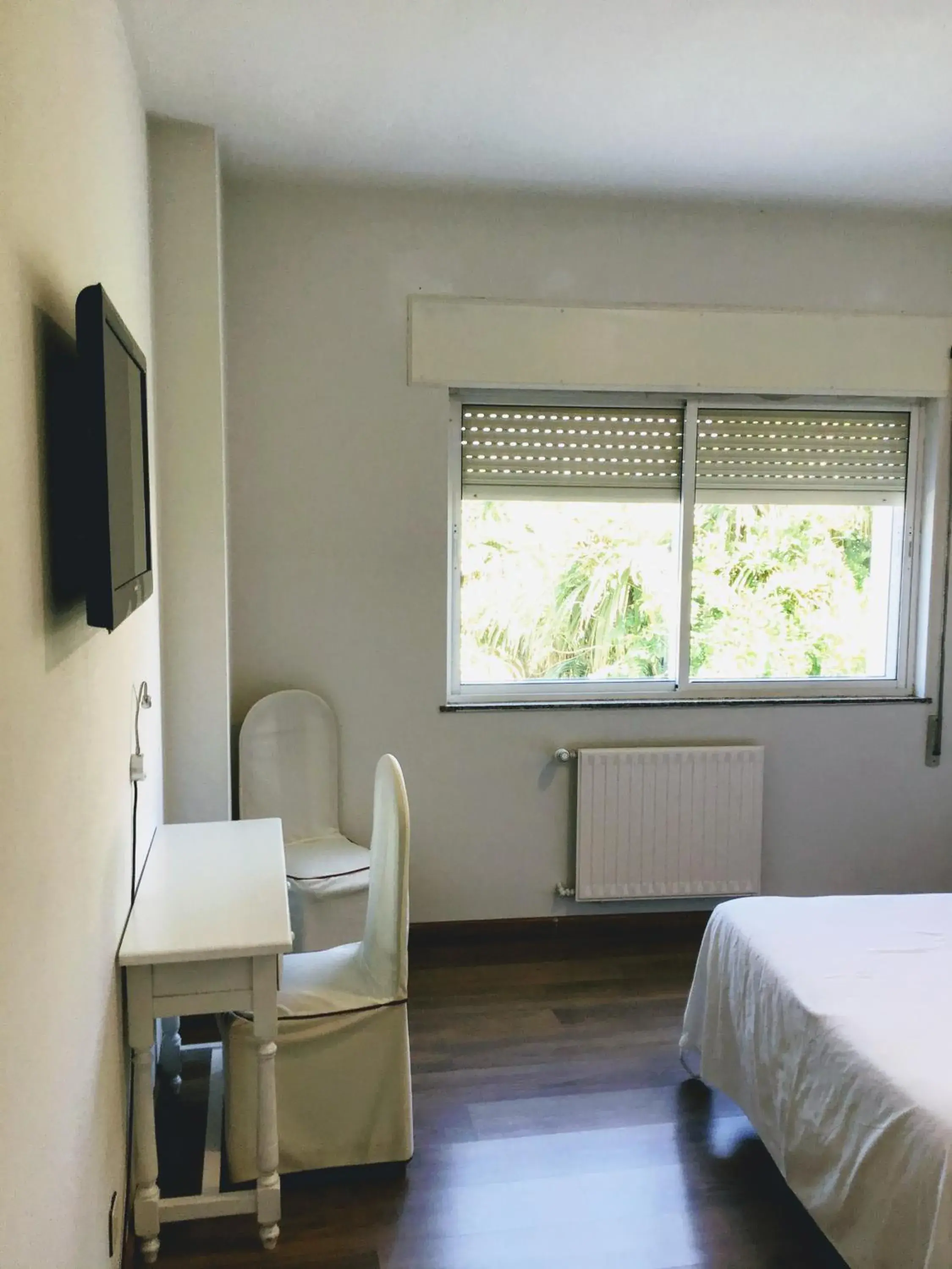 Photo of the whole room, Bed in Hotel Los Olmos Photo of the whole room, Bed in Hotel Los Olmos