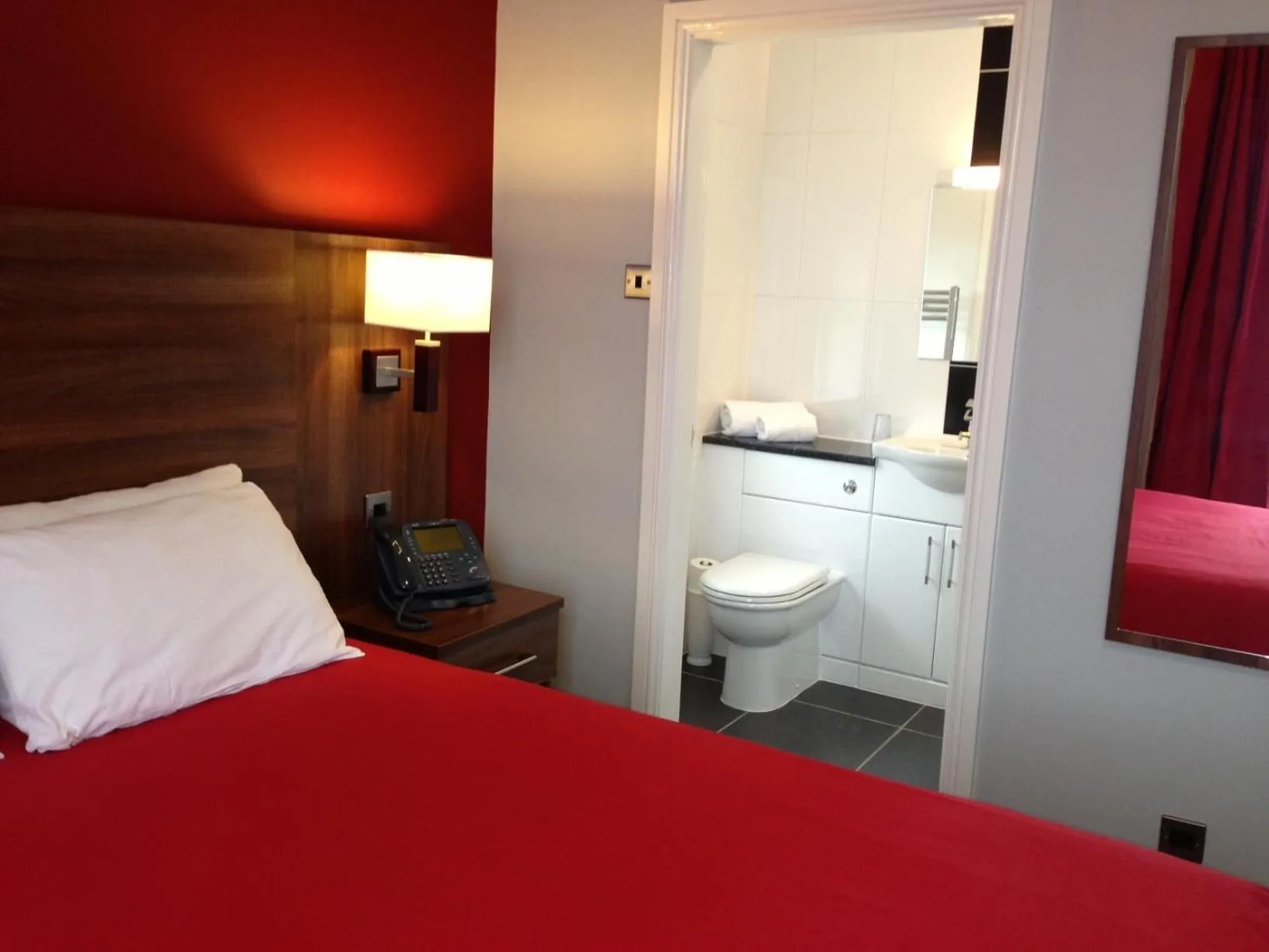 Decorative detail, Bed in Ely House Hotel