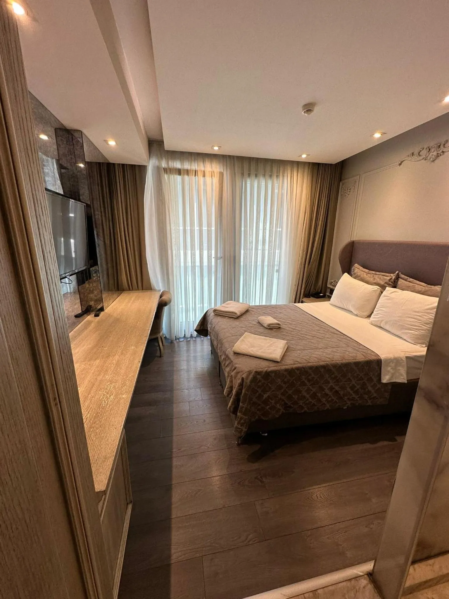 Bed in TK Taxim Bosphorus Hotel