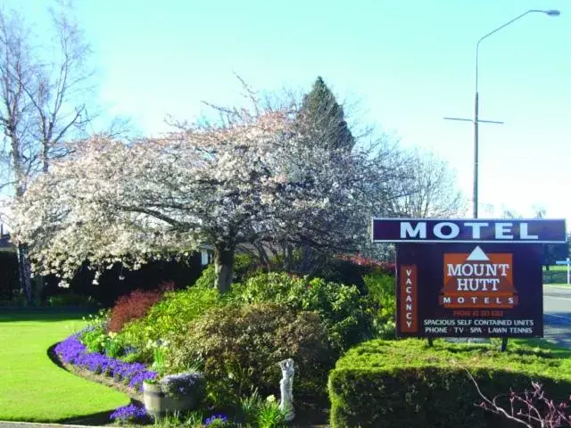 Facade/entrance in Mount Hutt Motels