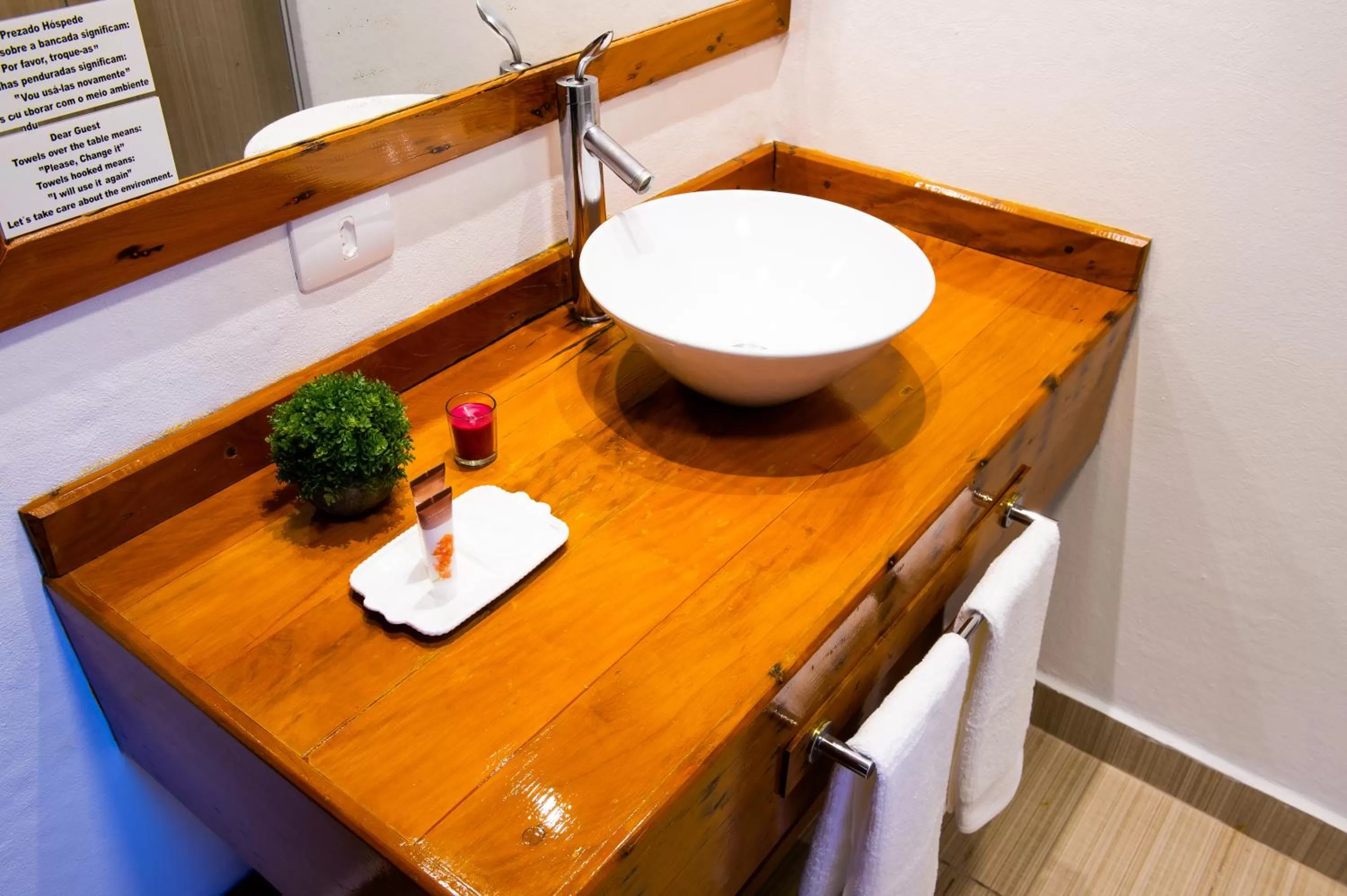 Bathroom in Pousada das Lavandas