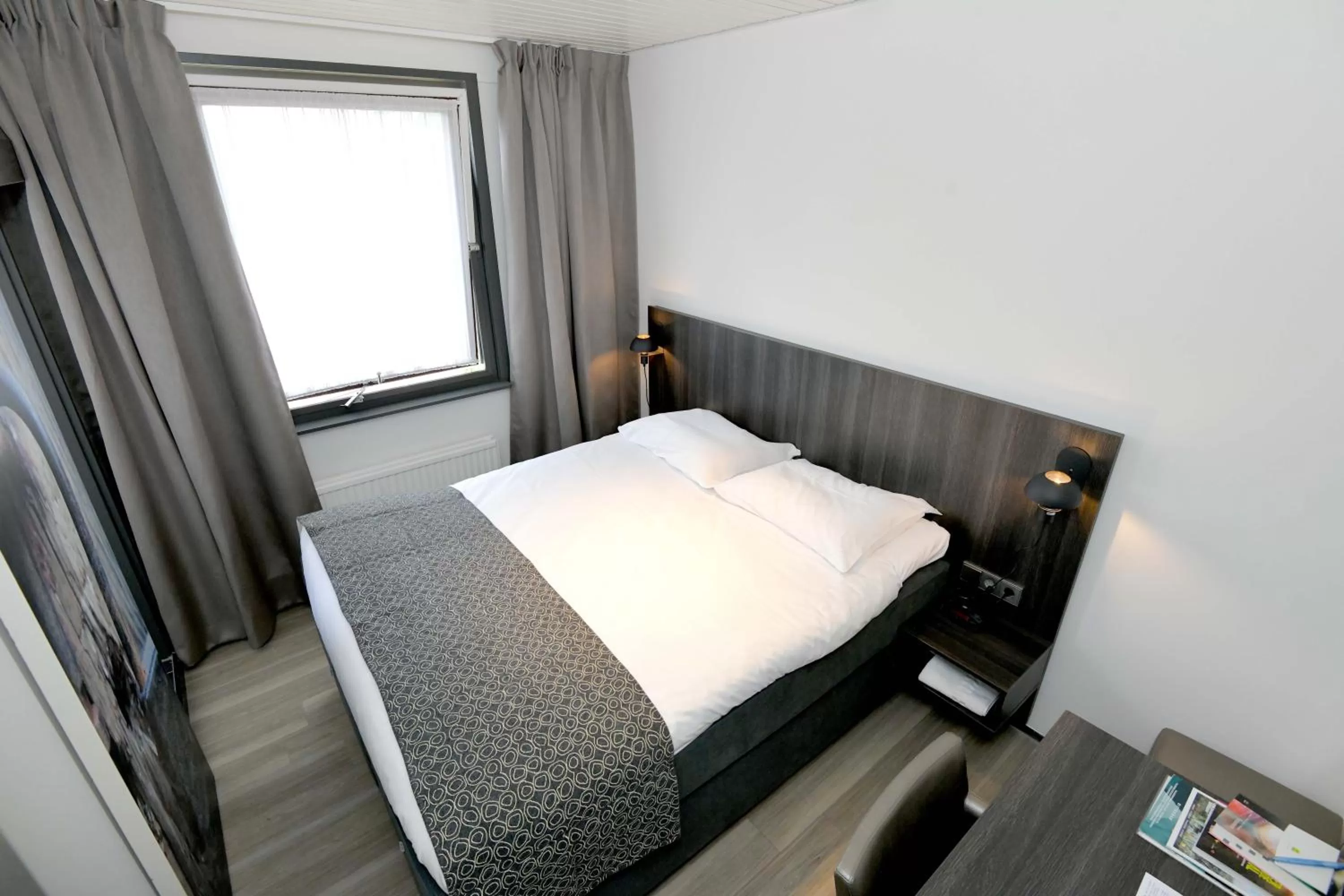 Photo of the whole room, Bed in Het Wapen van Elst