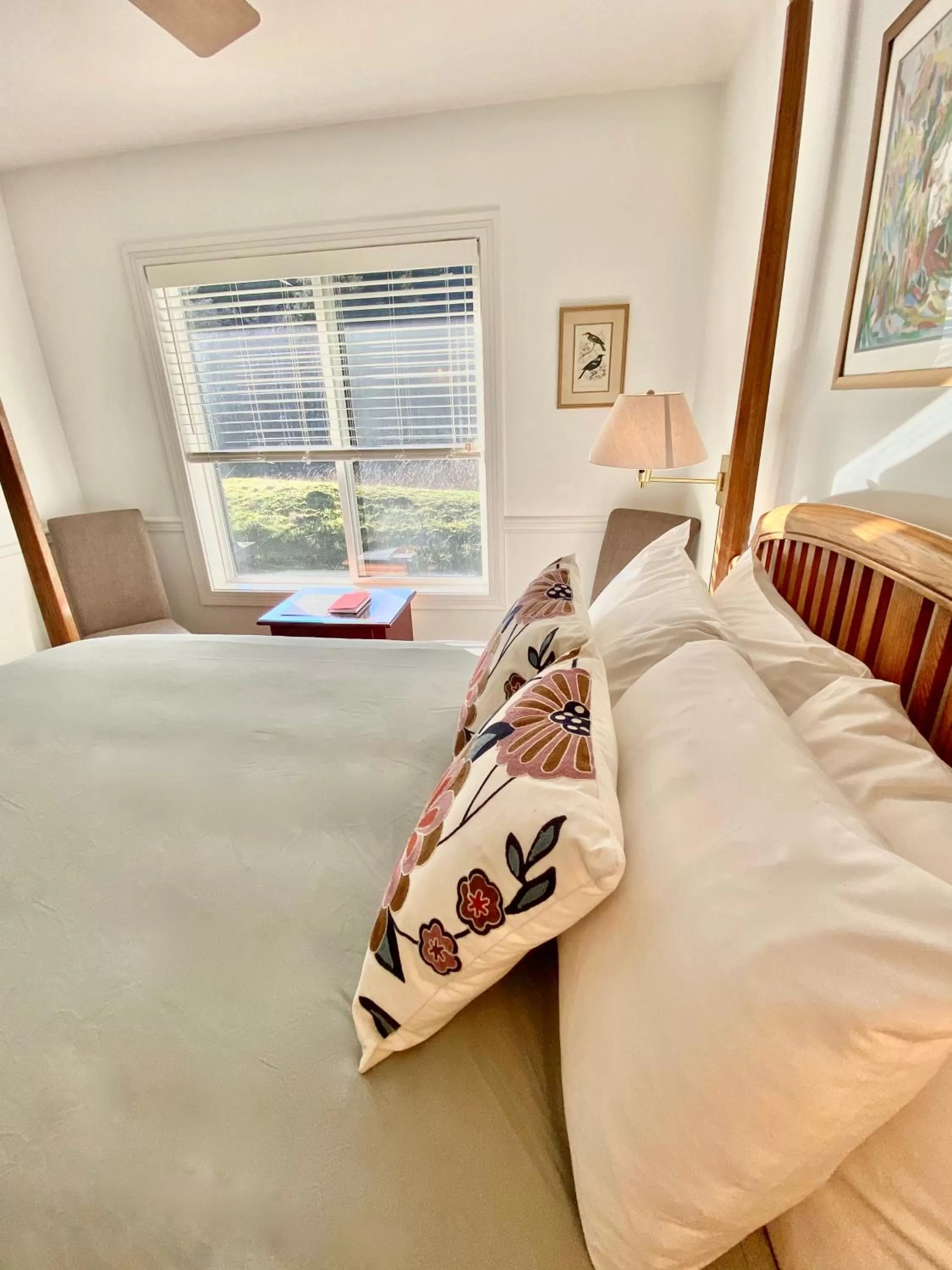 View (from property/room), Bed in Otter's Pond Bed and Breakfast