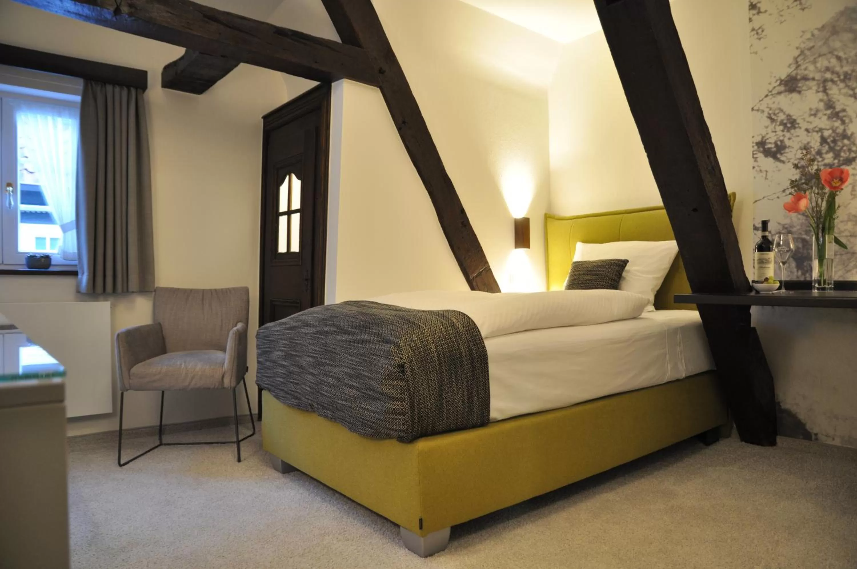 Bedroom, Bed in Ratskeller Wiedenbrück