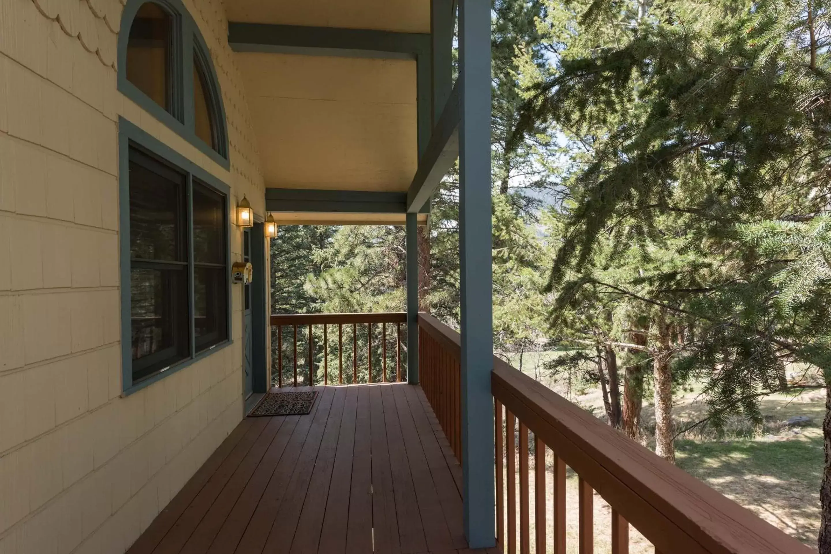 Balcony/Terrace in Romantic RiverSong Inn