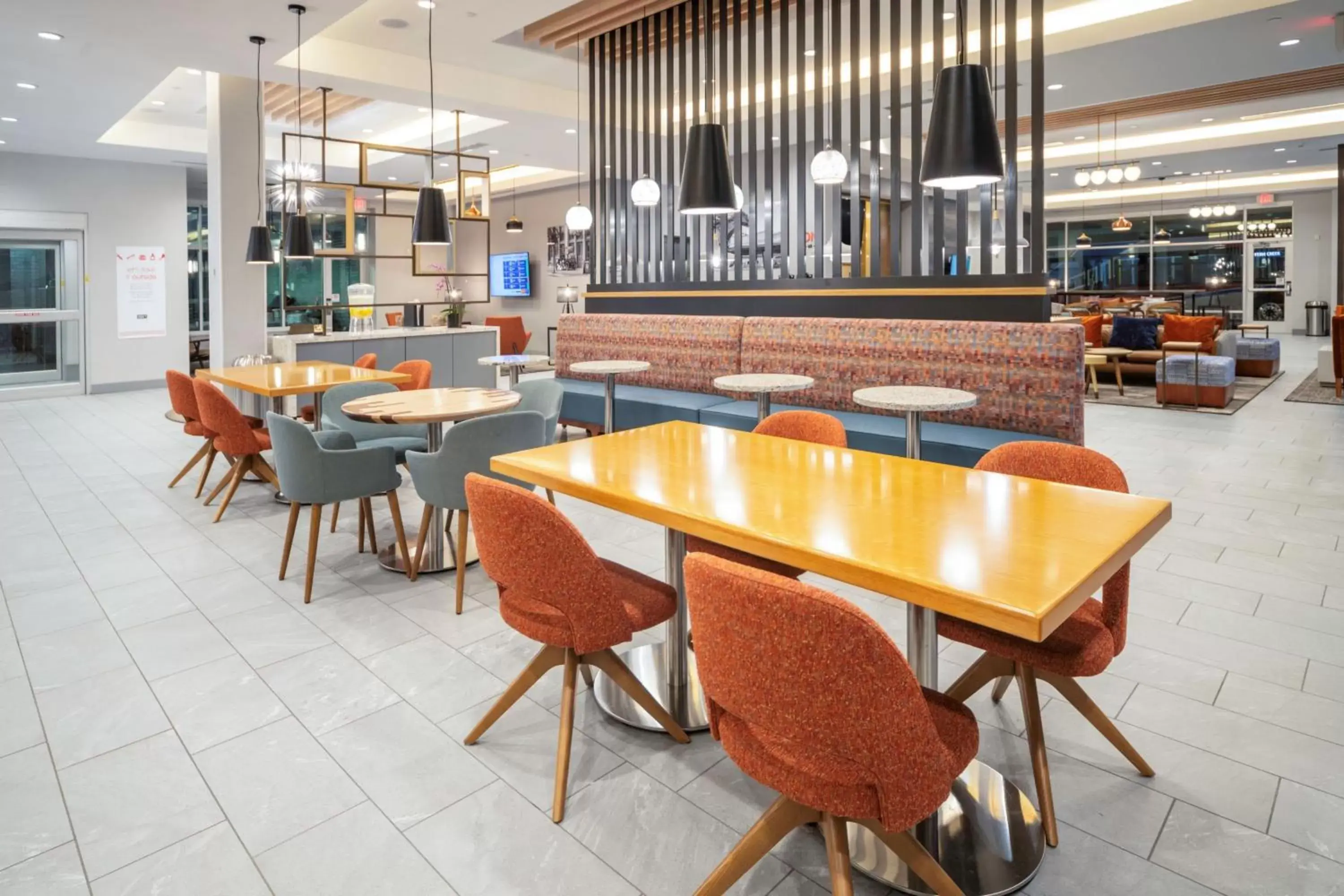 Breakfast, Restaurant/Places to Eat in TownePlace Suites by Marriott Louisville Downtown