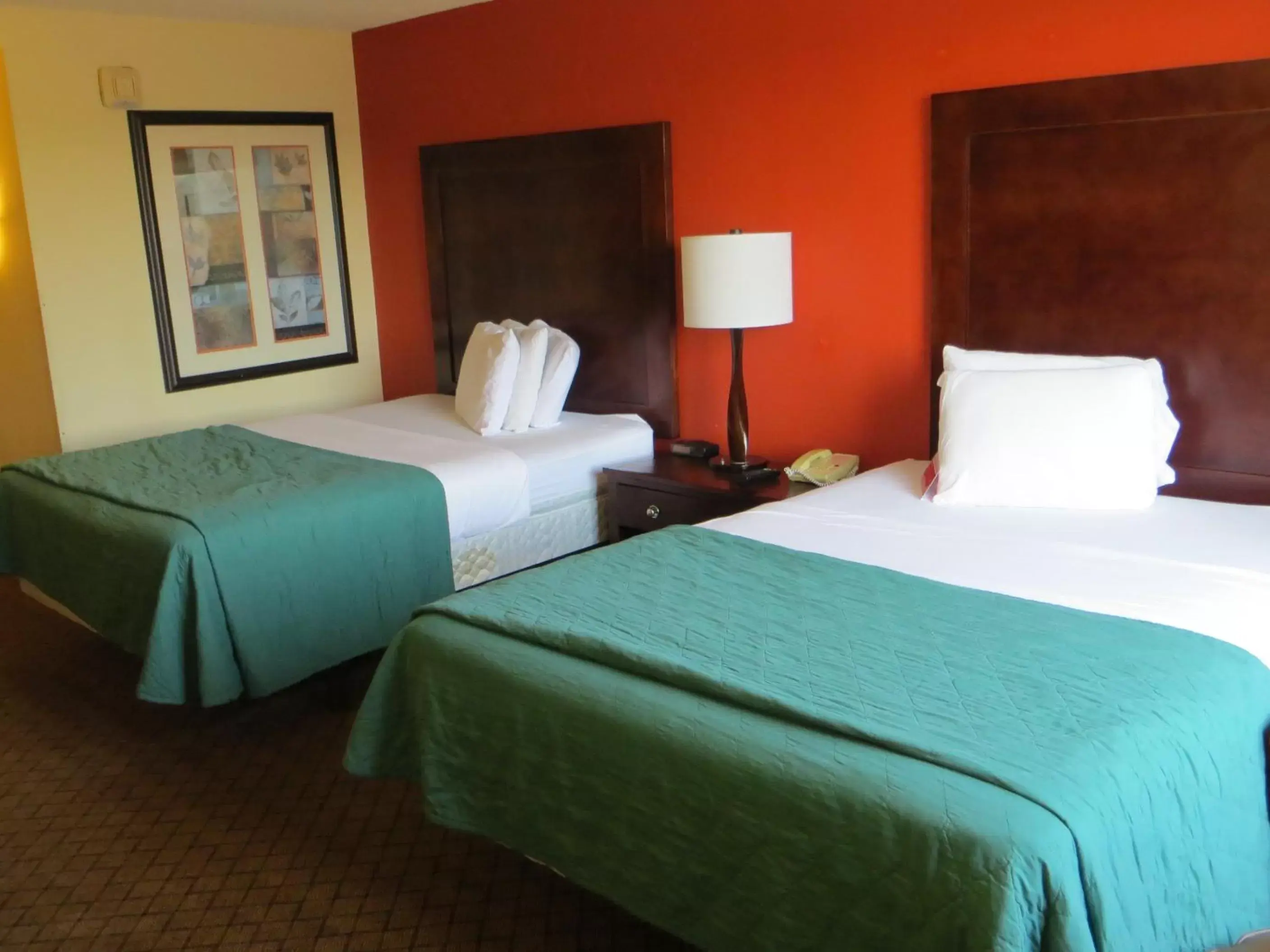 Photo of the whole room, Bed in Ramada by Wyndham Lansing Hotel & Conference Center