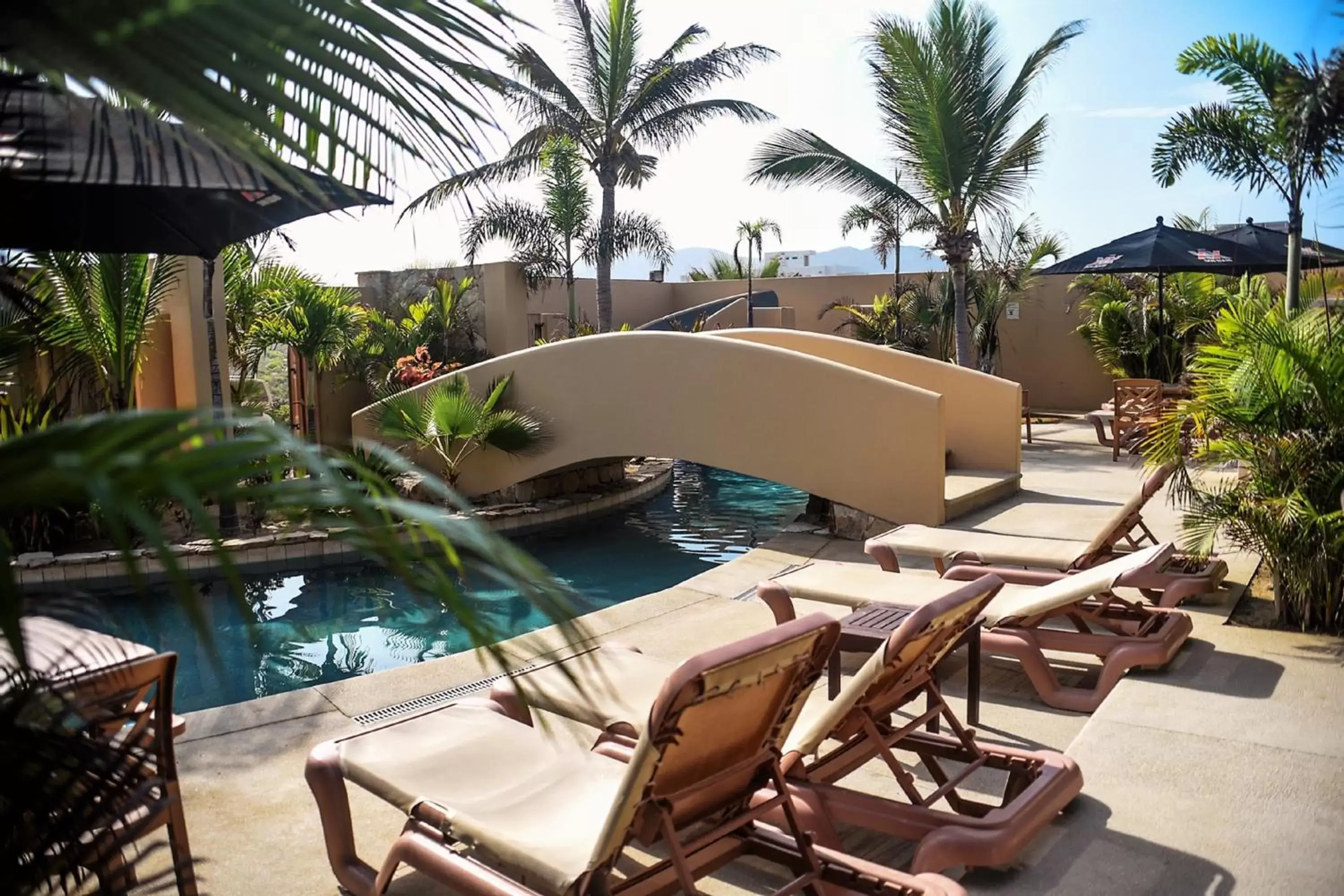 Swimming Pool in Cerritos Beach Inn