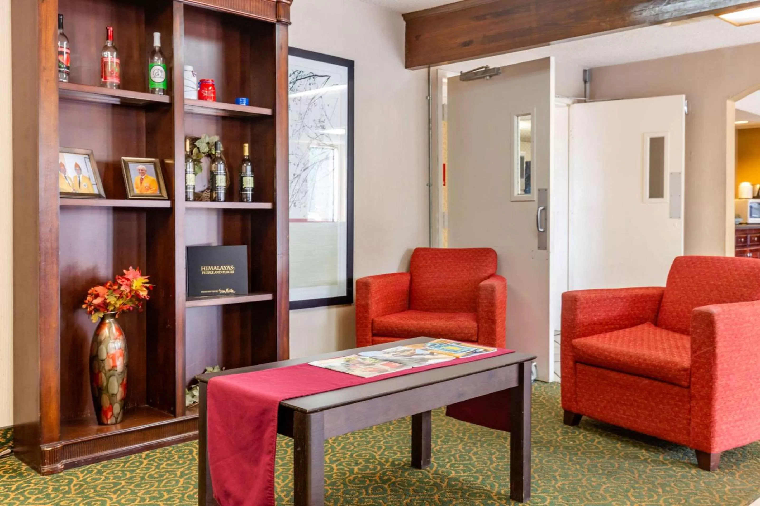 Lobby or reception in Econo Lodge Burlington I-40