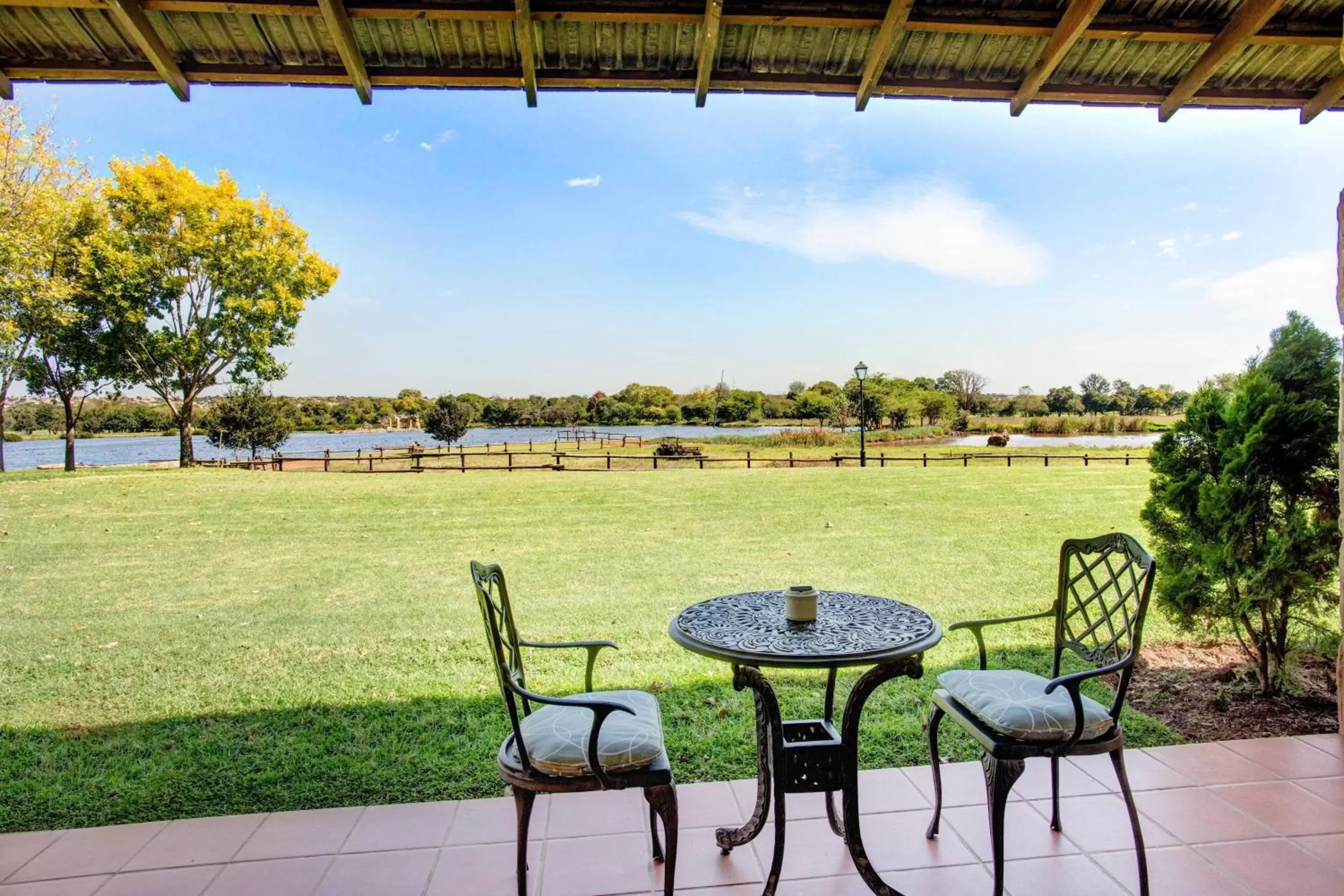 Photo of the whole room, Garden in Irene Country Lodge, Autograph Collection