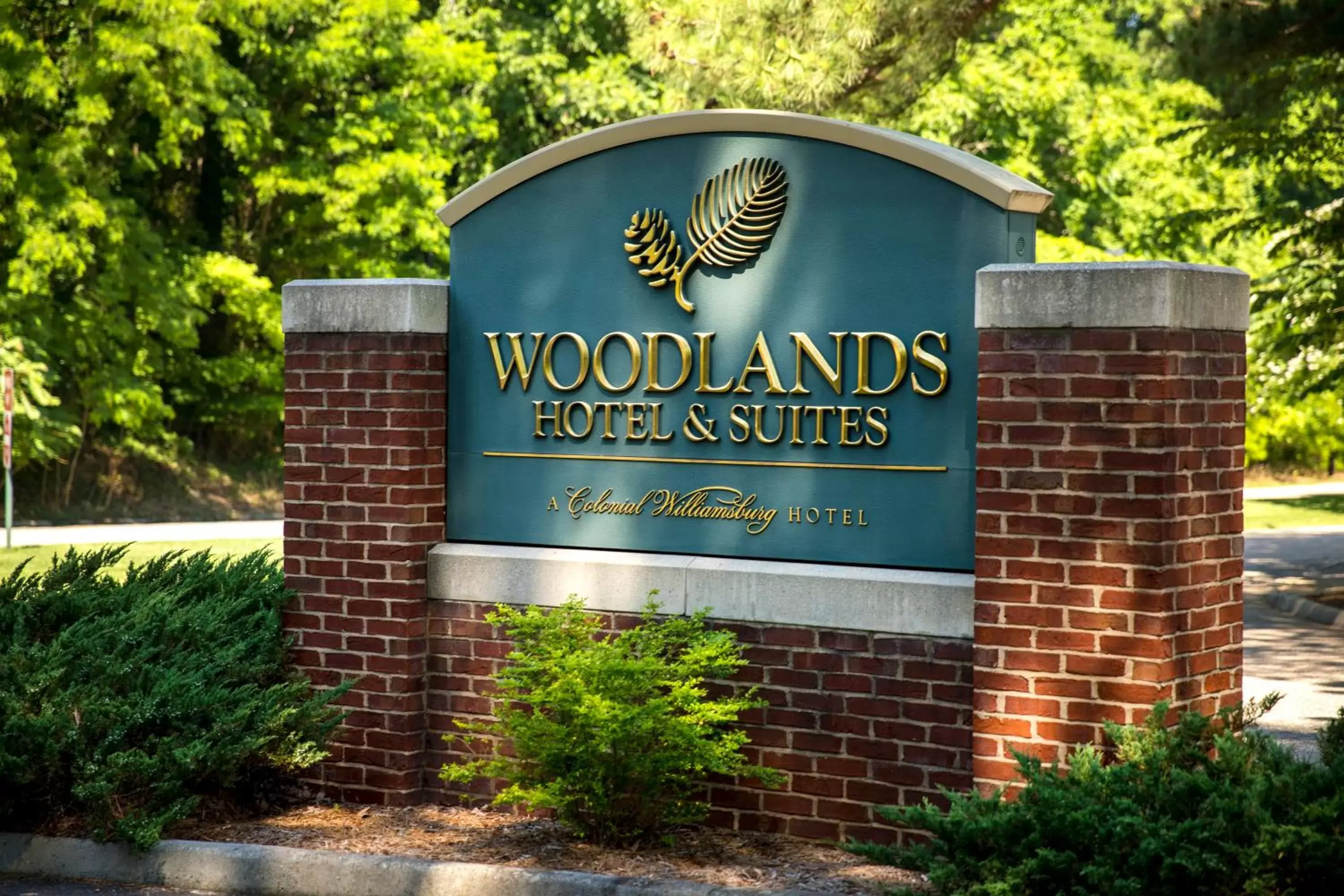 Other, Property Logo/Sign in Williamsburg Woodlands Hotel & Suites