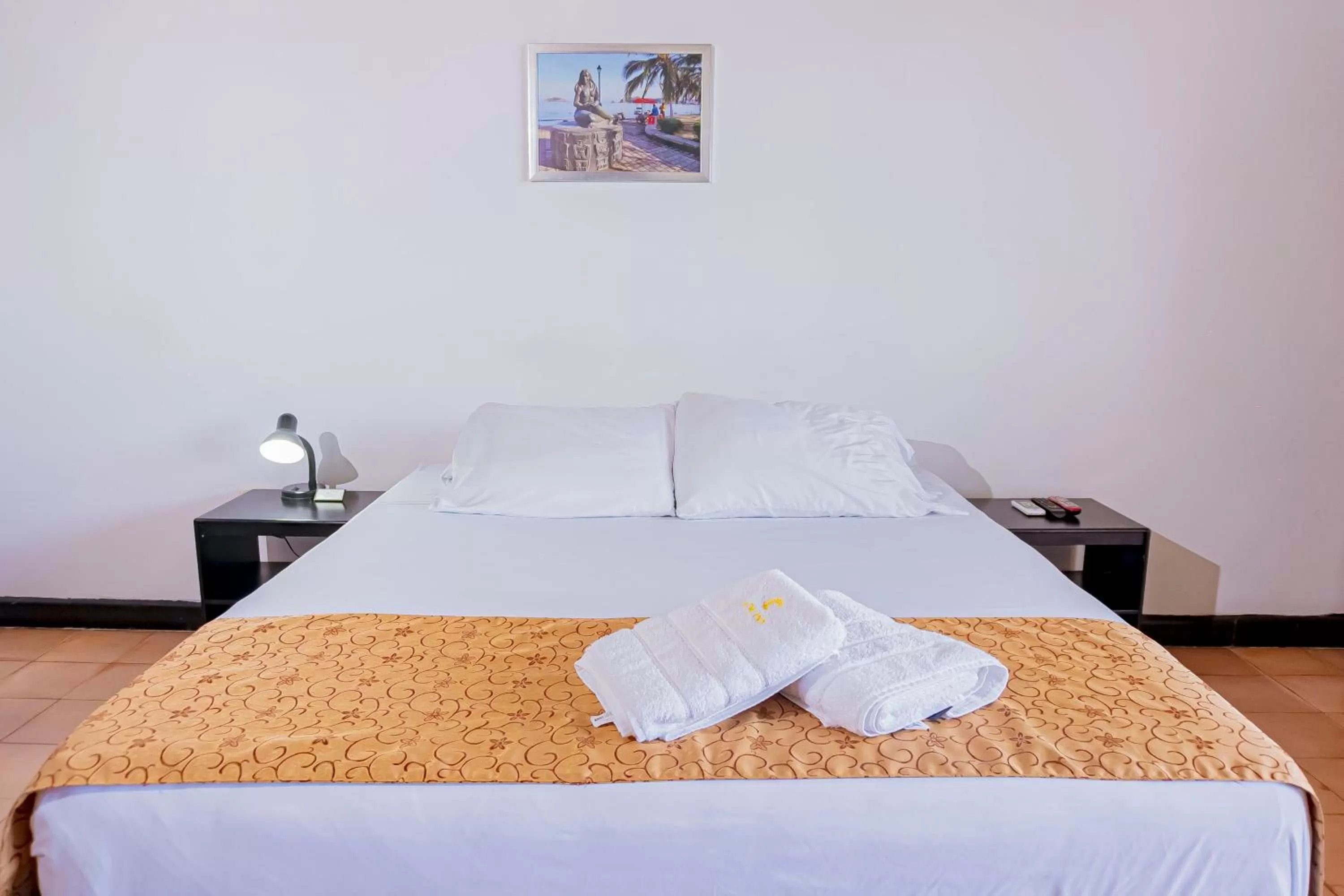 Bed in HOTEL SOL INN SANTA Marta