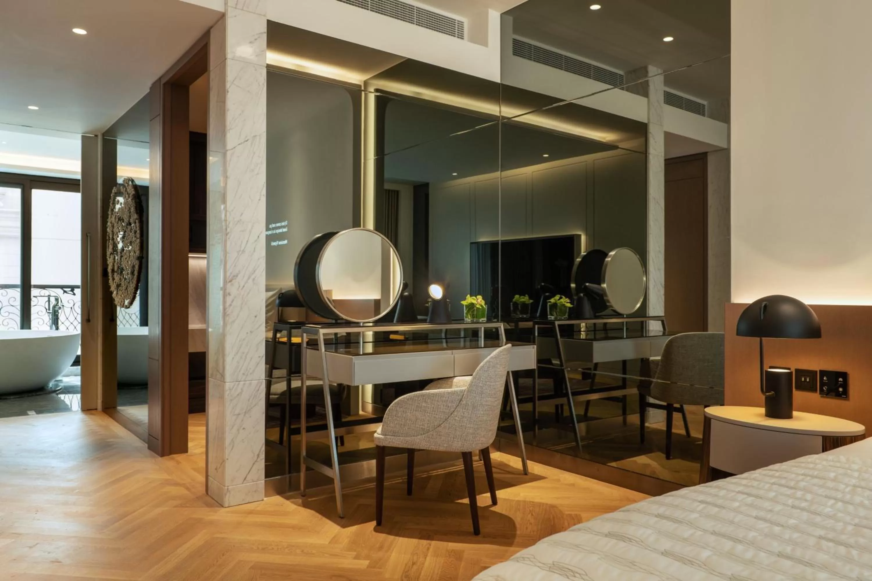 Bedroom in Le Royal Méridien Place Vendôme Lusail