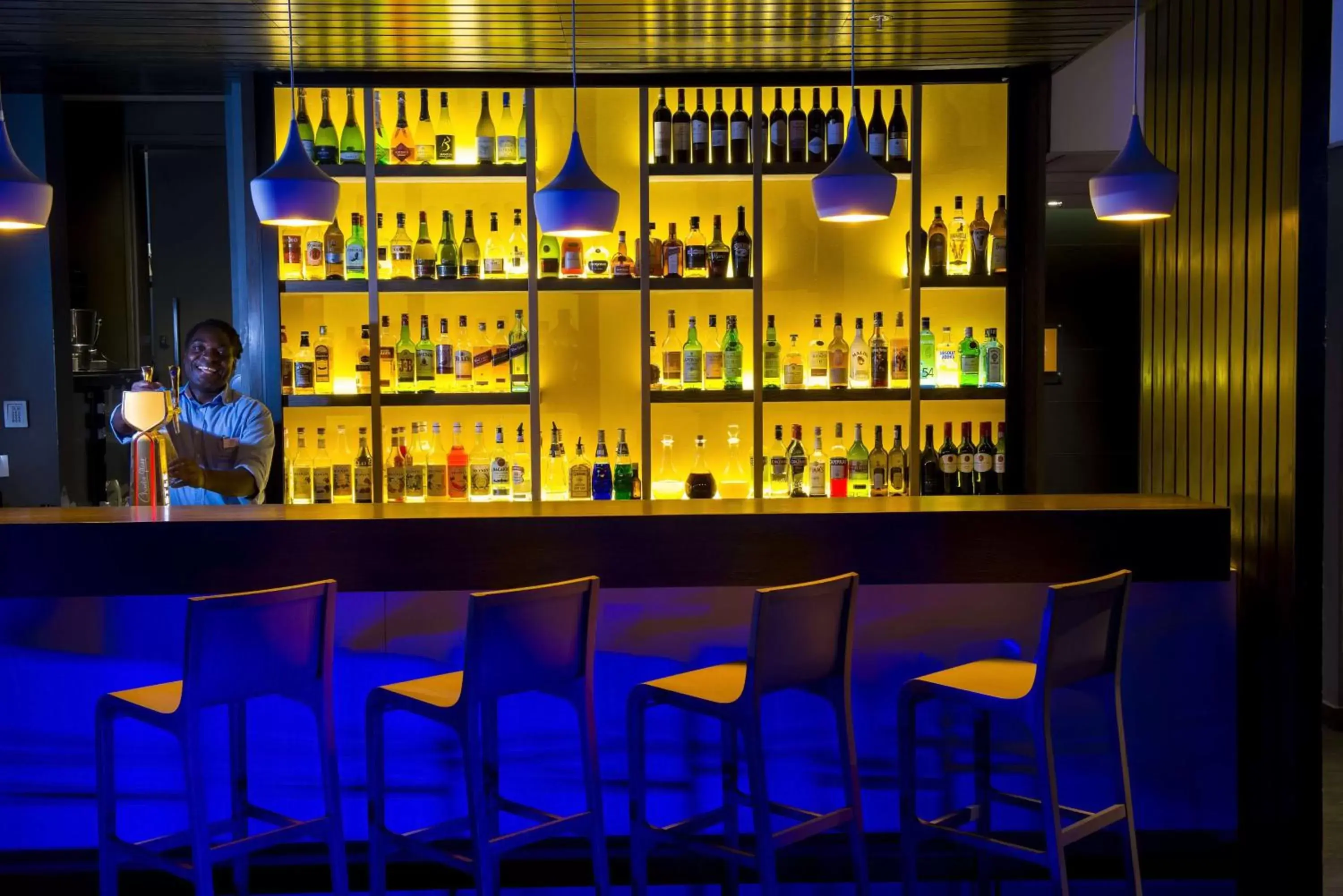 Lounge or bar, Lounge/Bar in Park Inn by Radisson Cape Town Foreshore