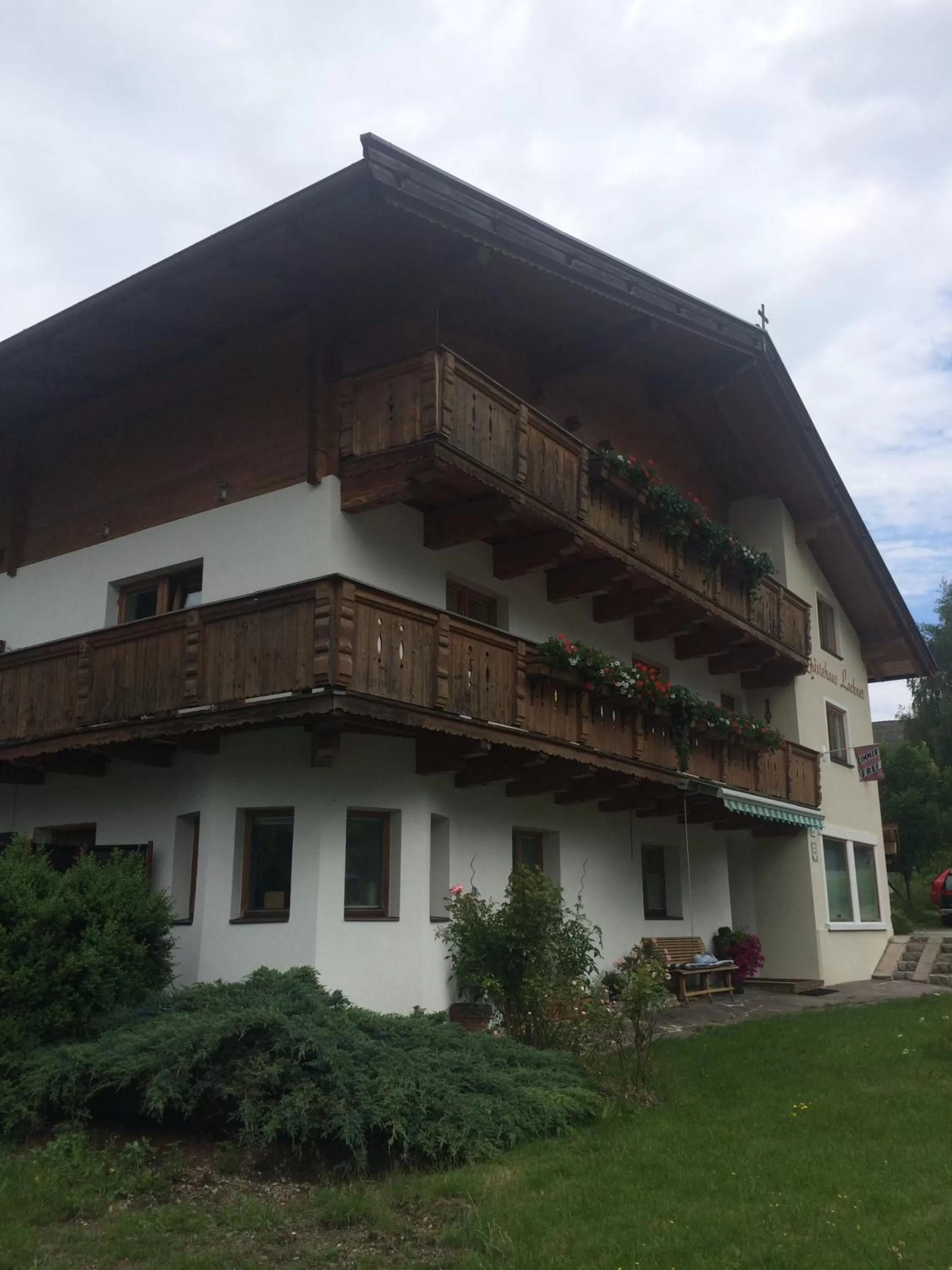 Facade/entrance in Gästehaus Lackner