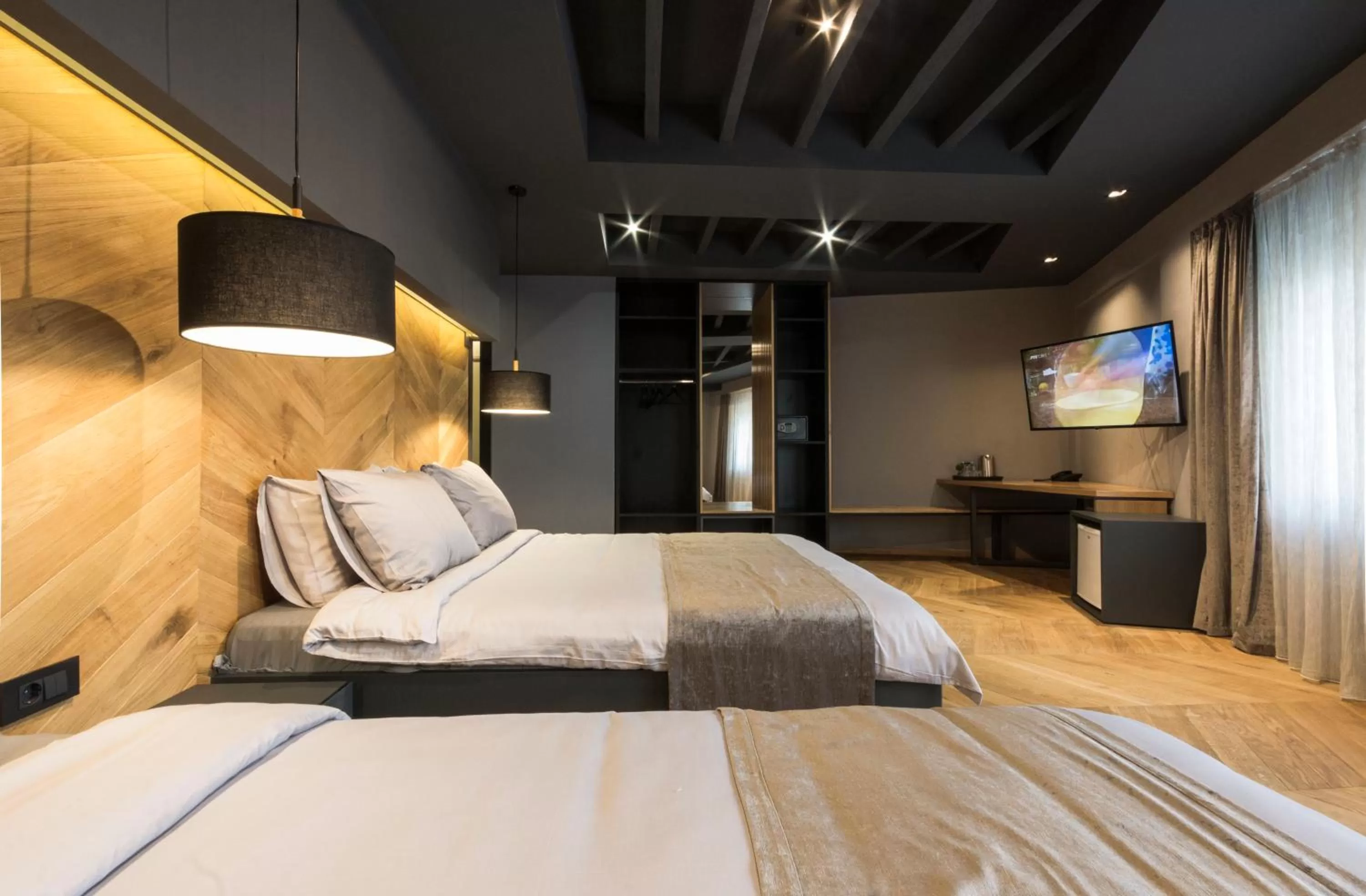 Bed in Hotel London B&B