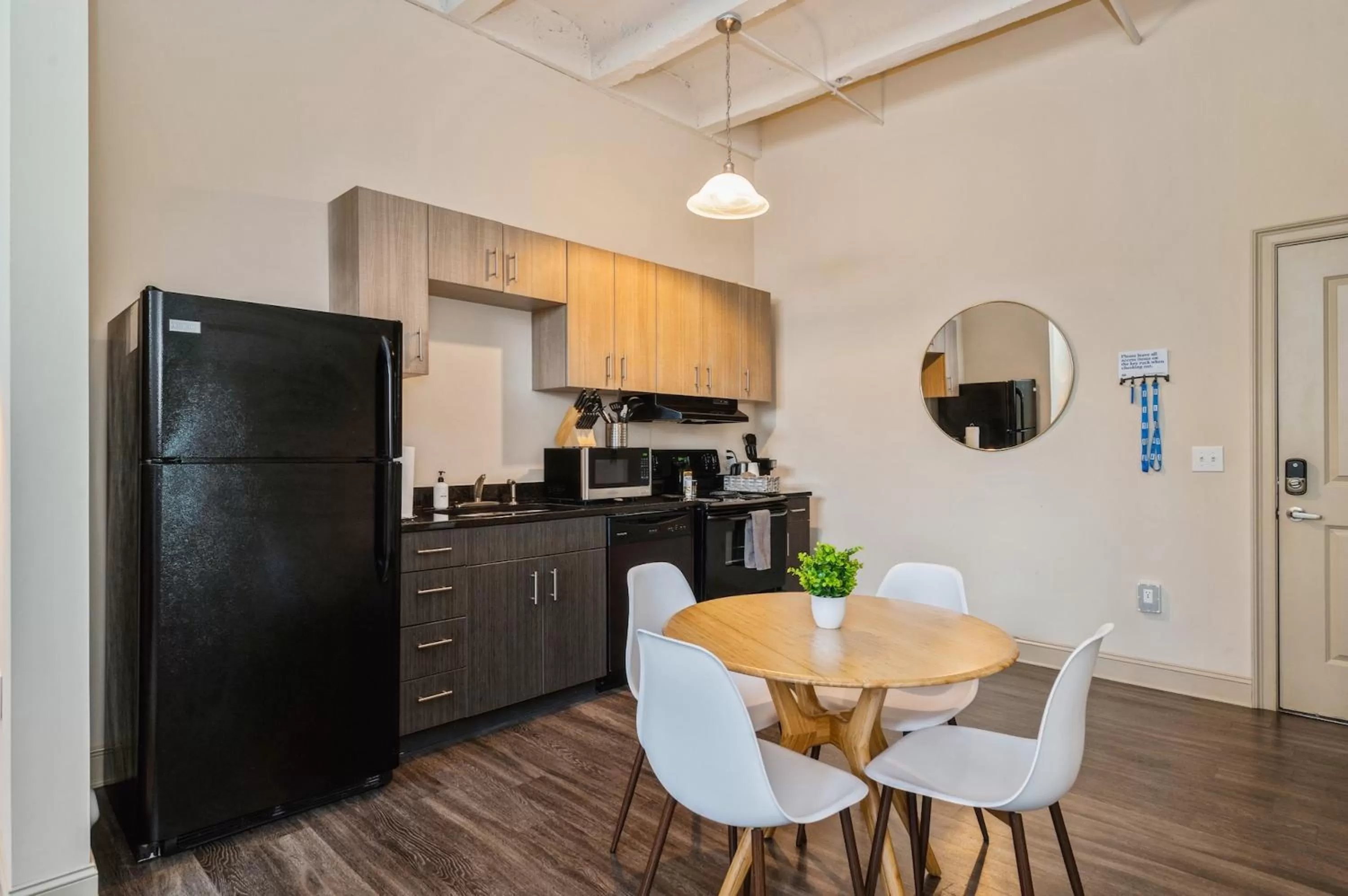 kitchen, Kitchen/Kitchenette in Kasa Arts District Winston-Salem