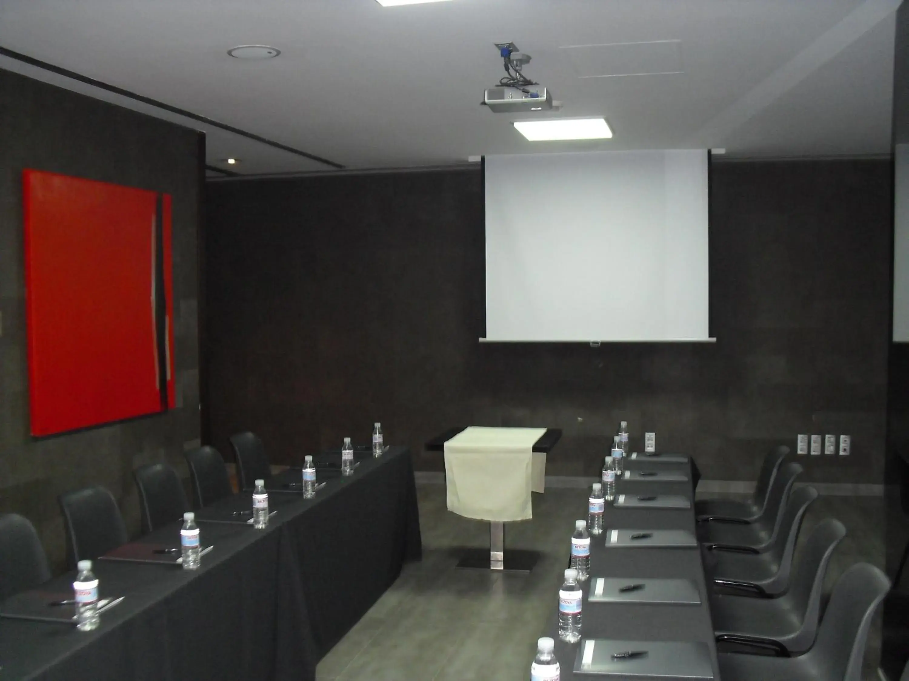 Business facilities, Business Area/Conference Room in Zenit Lleida