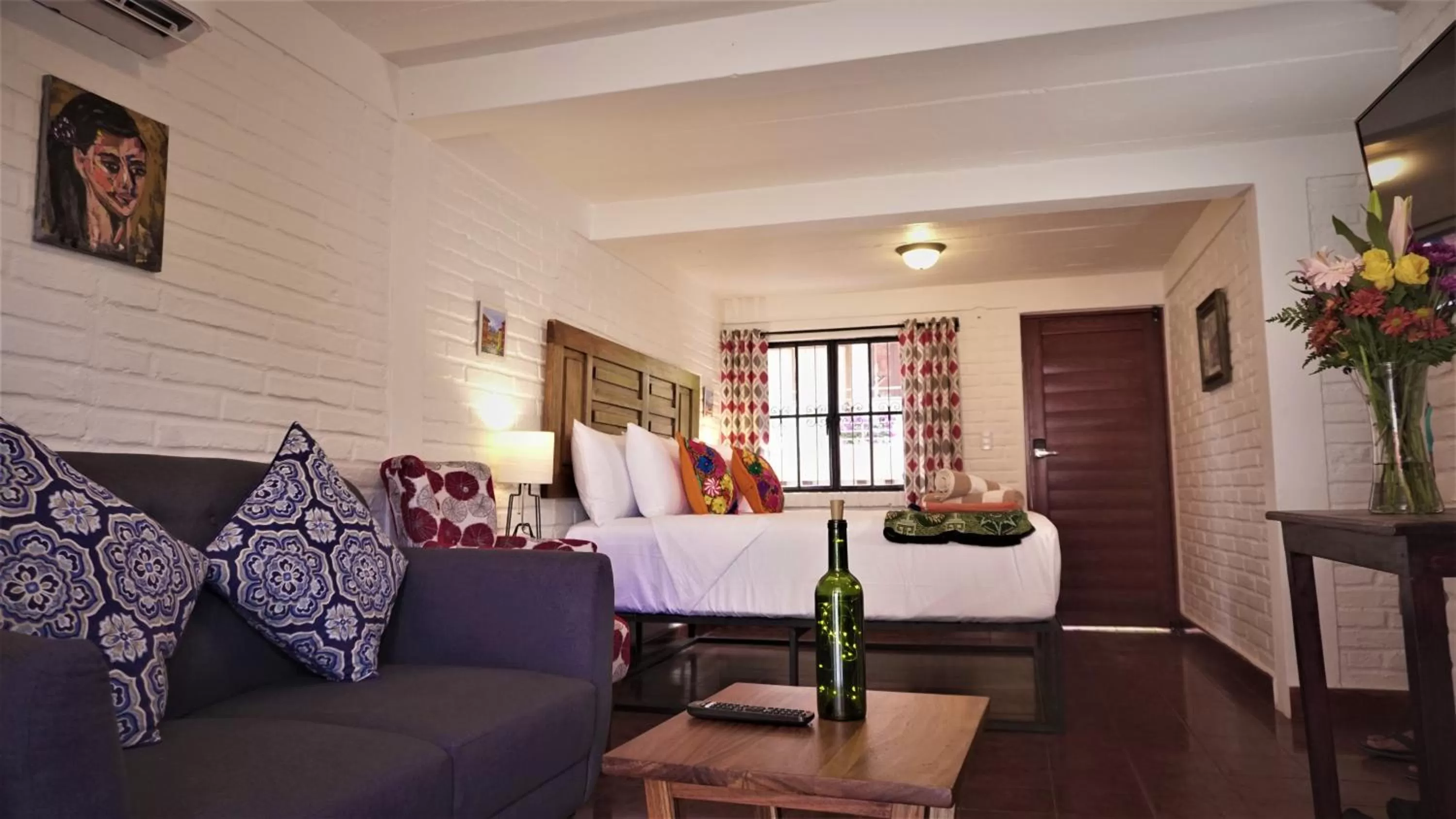 Bedroom in ZonaZ Boutique Hotel