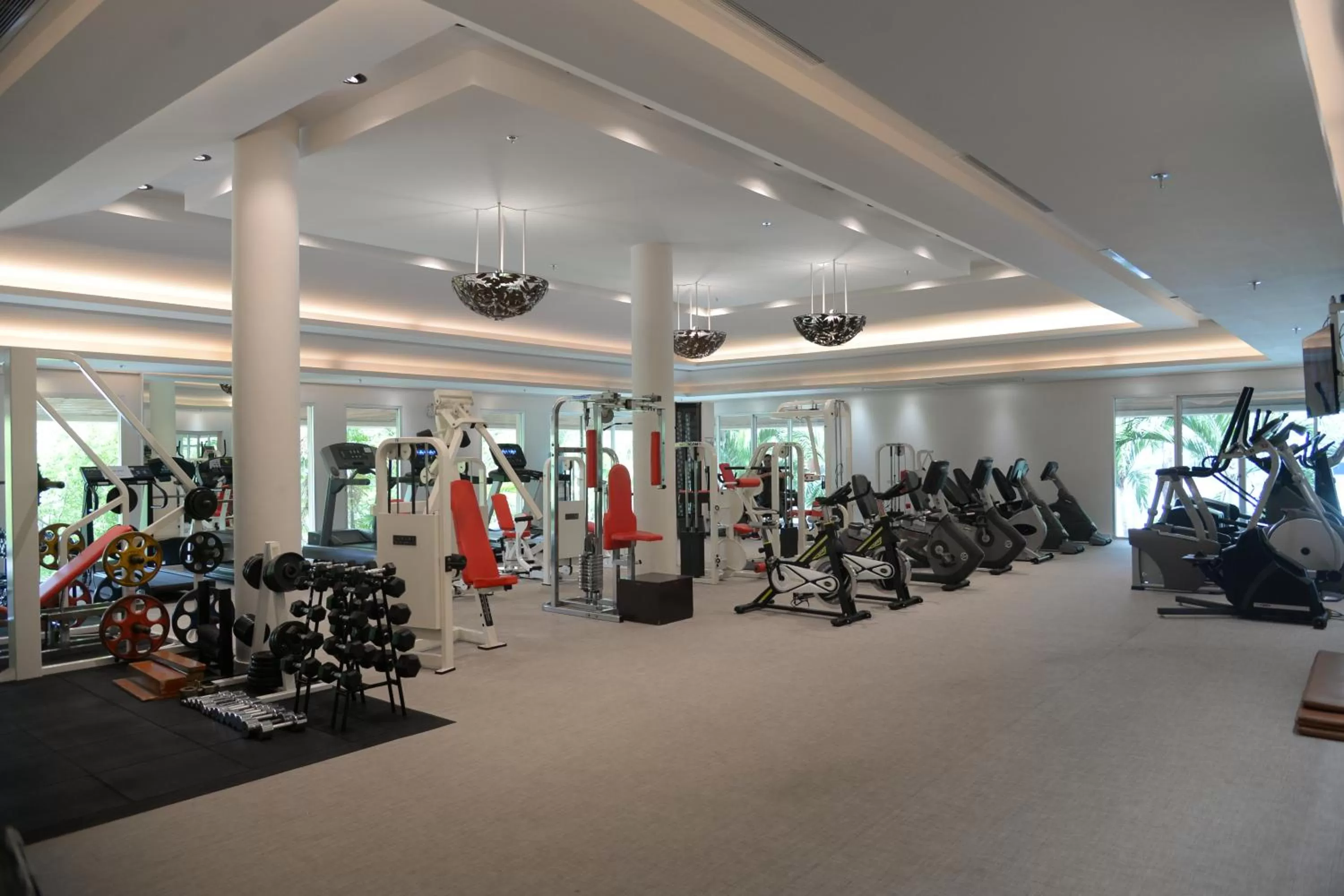 Fitness centre/facilities in Rama Gardens Hotel Bangkok