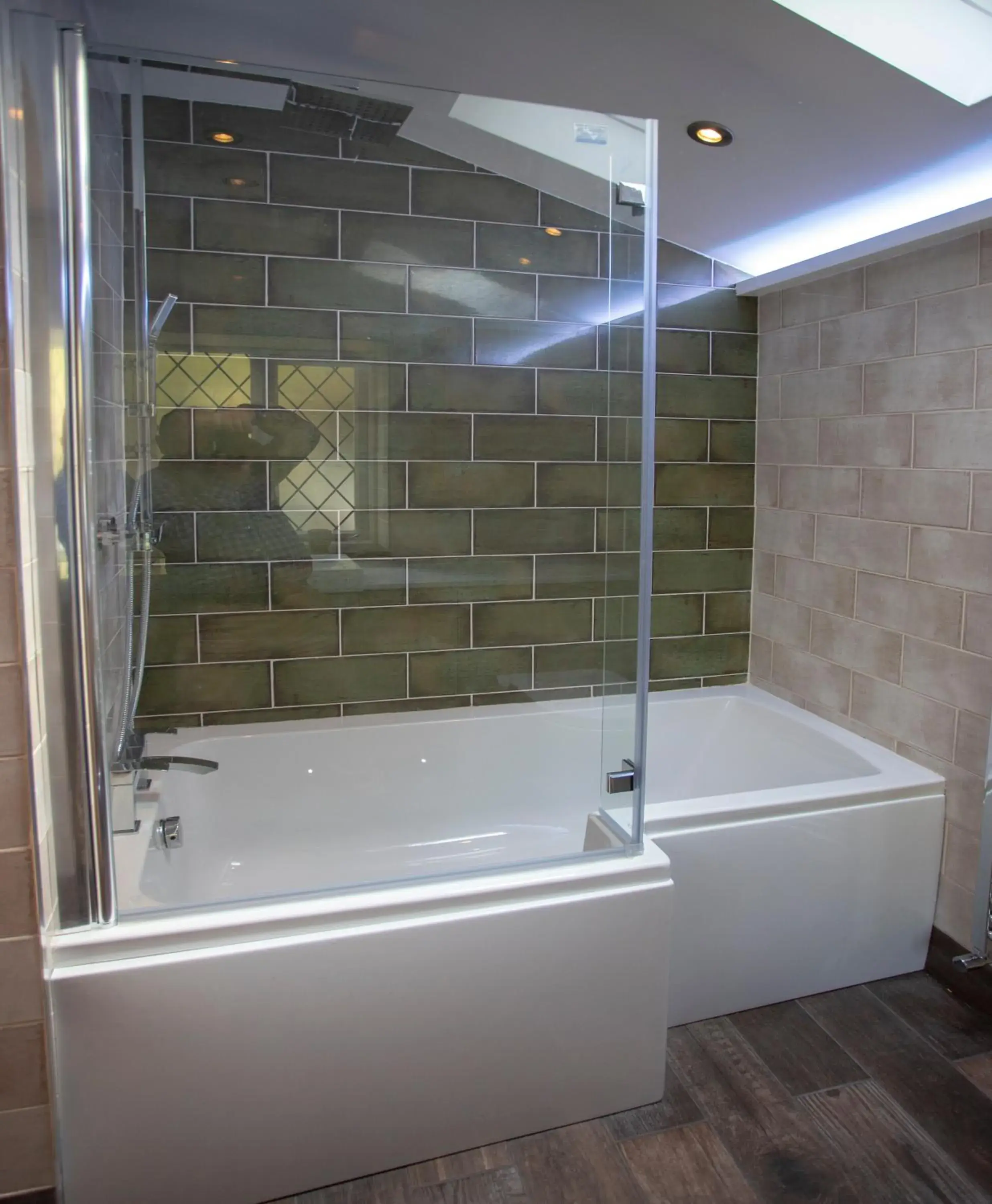 Shower, Bathroom in Aberdunant Hall Country Hotel