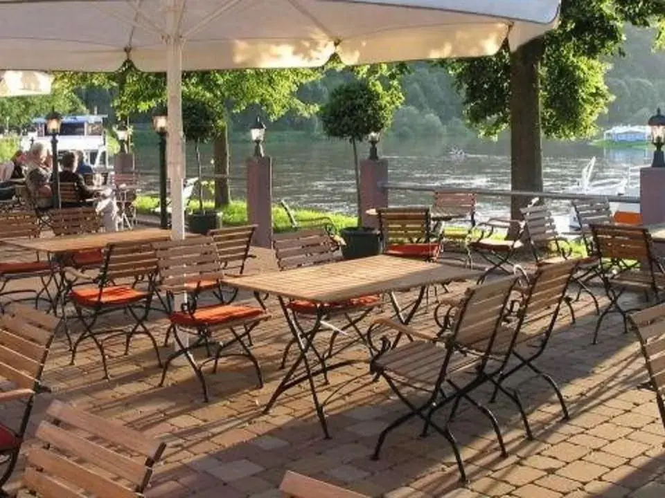 Property building in Zum Weserdampfschiff Property building in Zum Weserdampfschiff