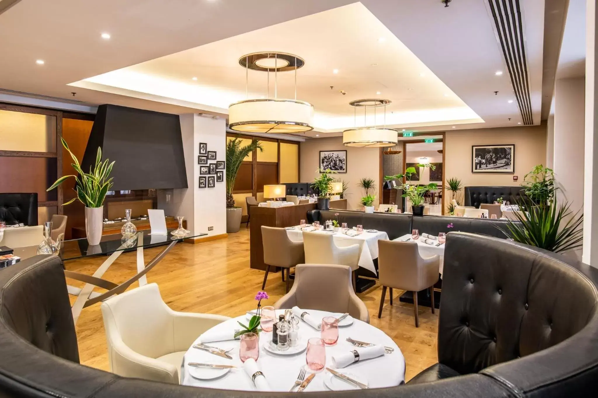 Restaurant/Places to Eat in InterContinental Athenee Palace Bucharest, an IHG Hotel