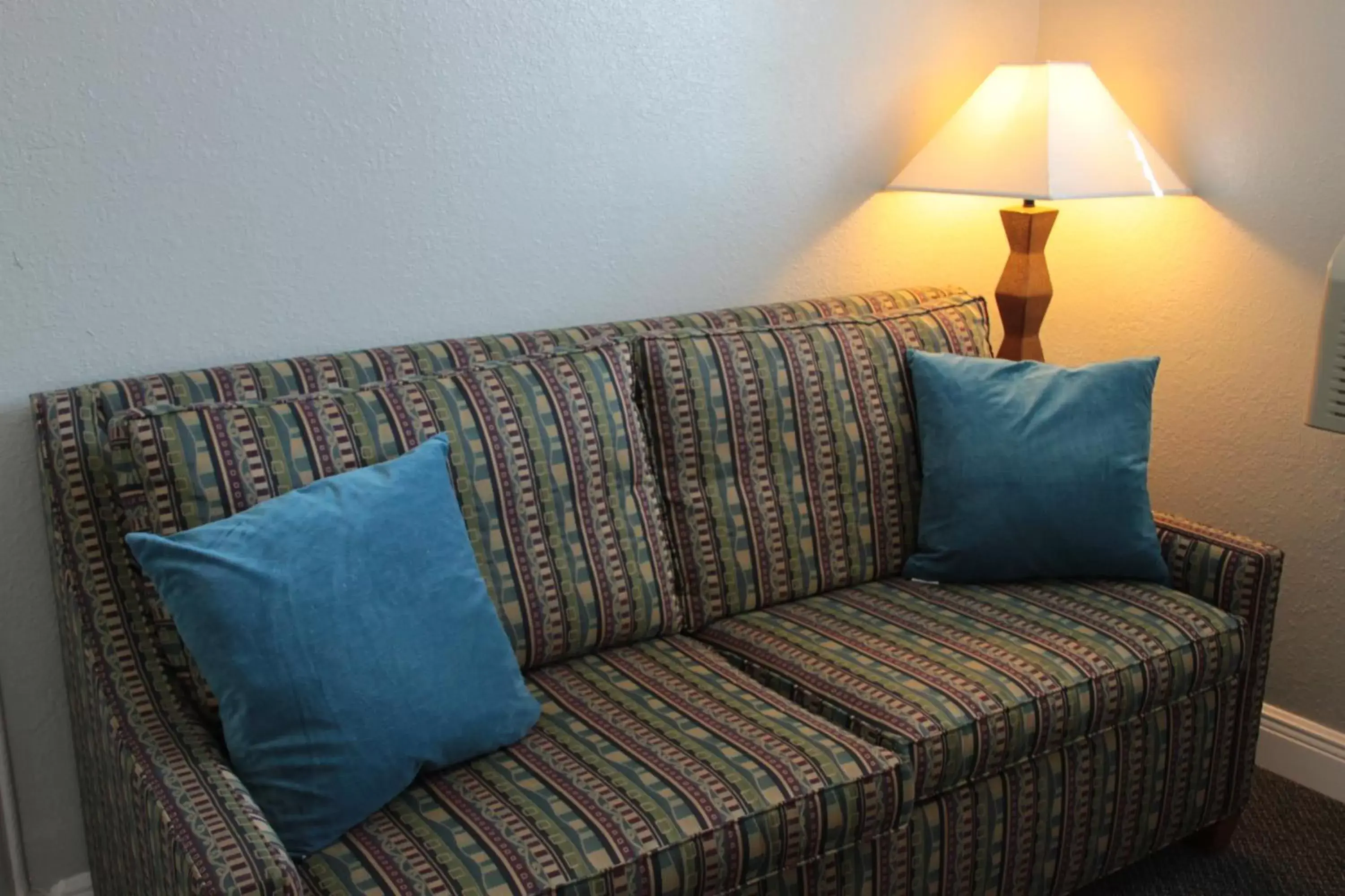 Seating Area in Crystal Bay Historic Hotel