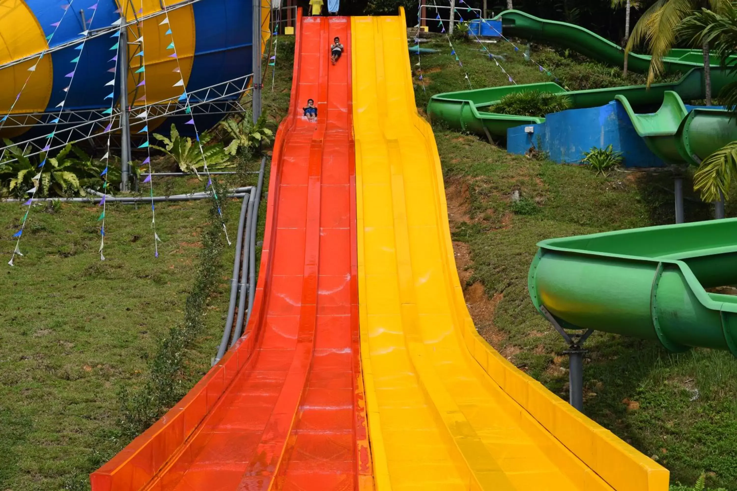 Aqua park, Children's Play Area in Bukit Merah Laketown Resort