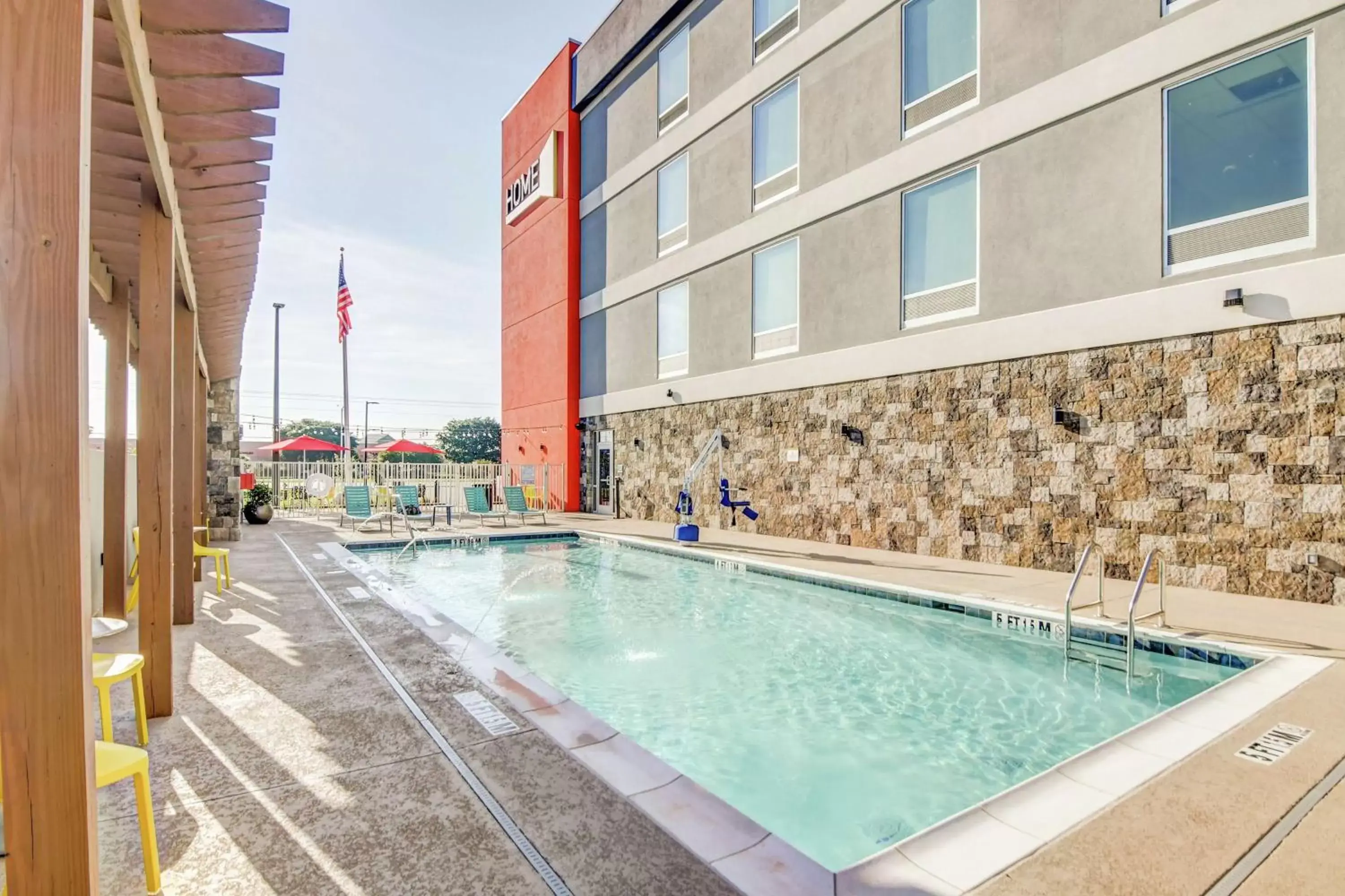 Pool view, Swimming Pool in Home2 Suites By Hilton Foley