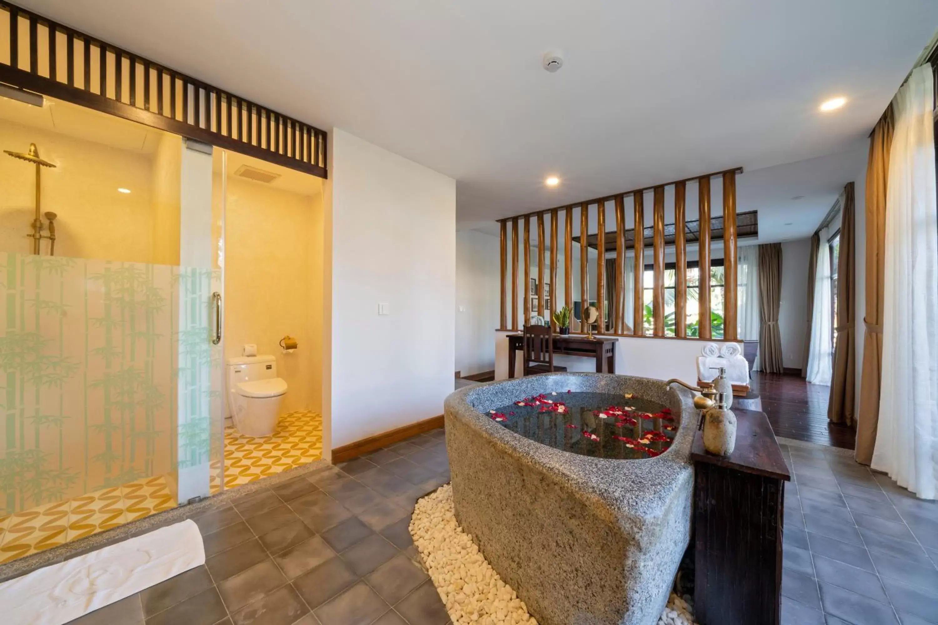 Bathroom in Zest Villas & Spa Hoi An