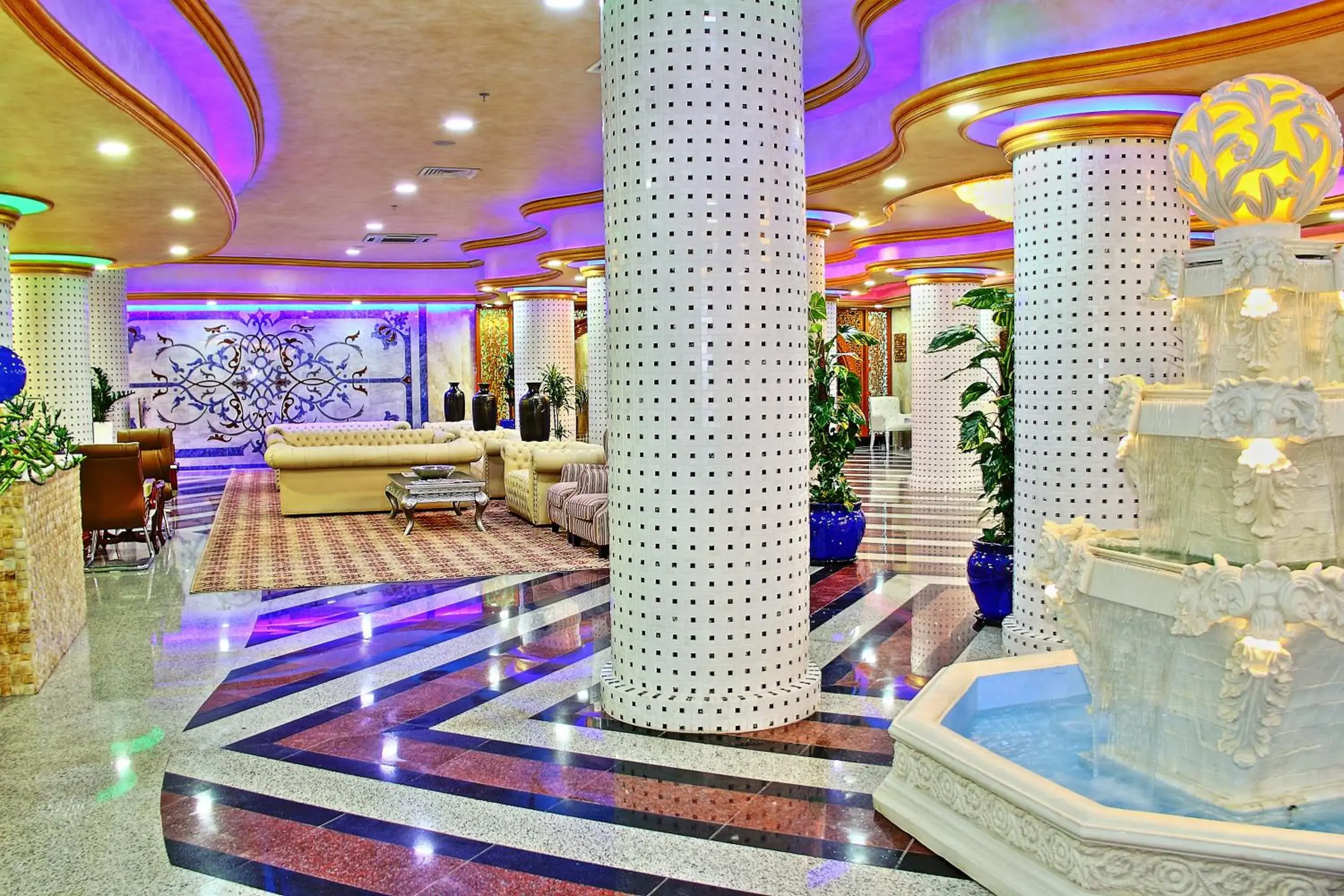 Lobby or reception, Lounge/Bar in Bahrain International Hotel