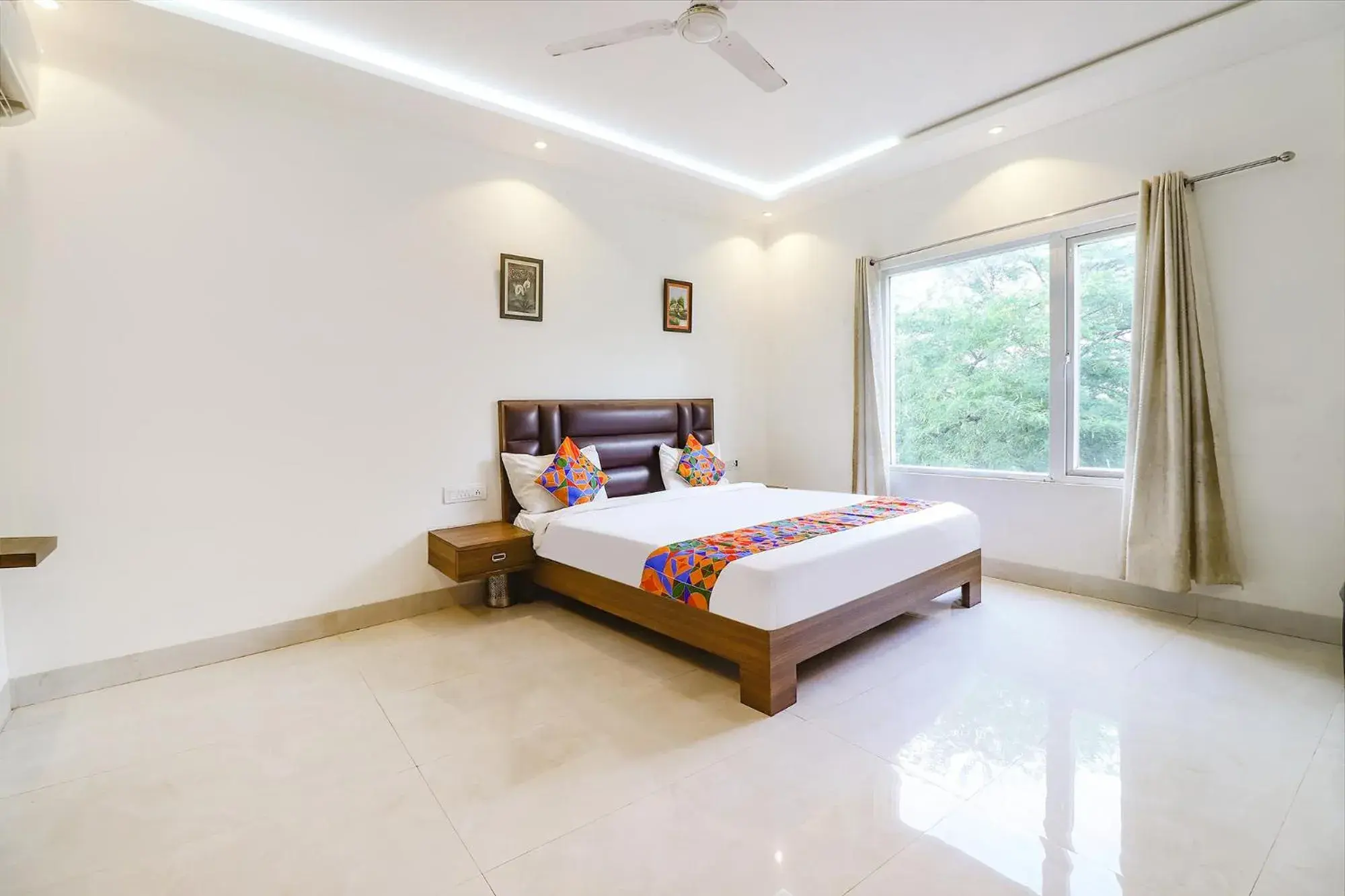 Photo of the whole room, Bed in FabHotel Bhawana