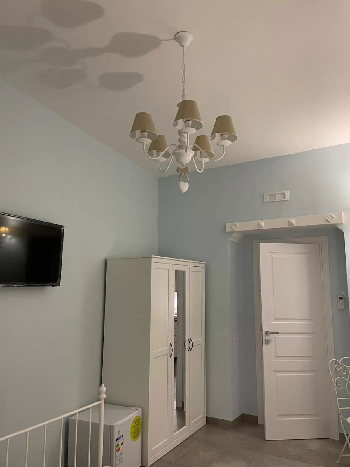 TV/Entertainment Center in Beb la Gemma