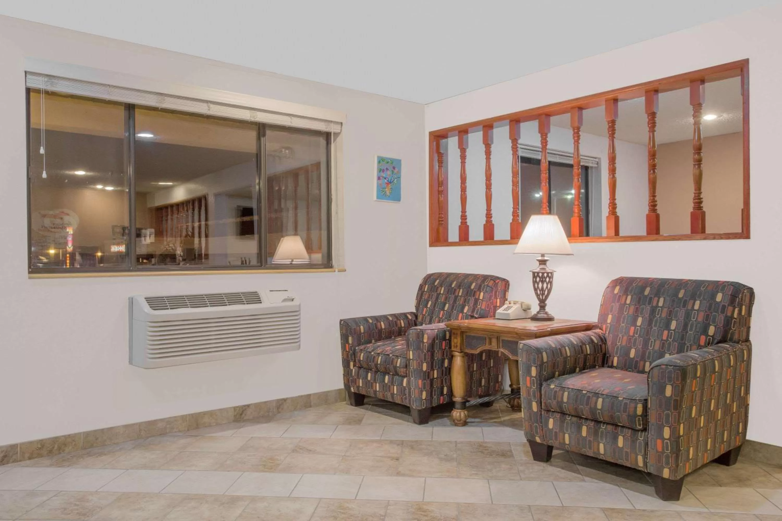 Lobby or reception in Super 8 by Wyndham Winnemucca NV