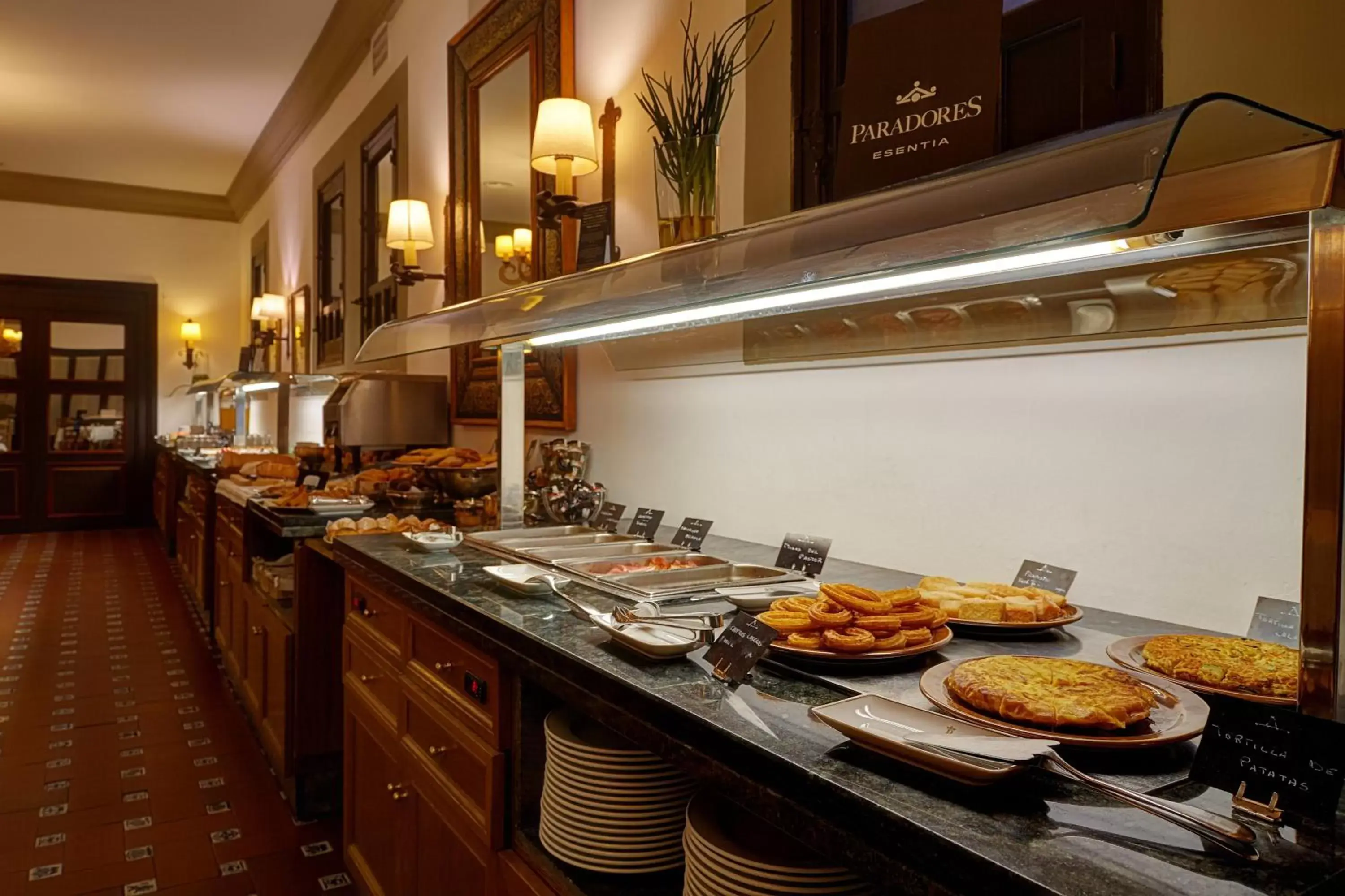 Buffet breakfast, Food in Parador de Ubeda