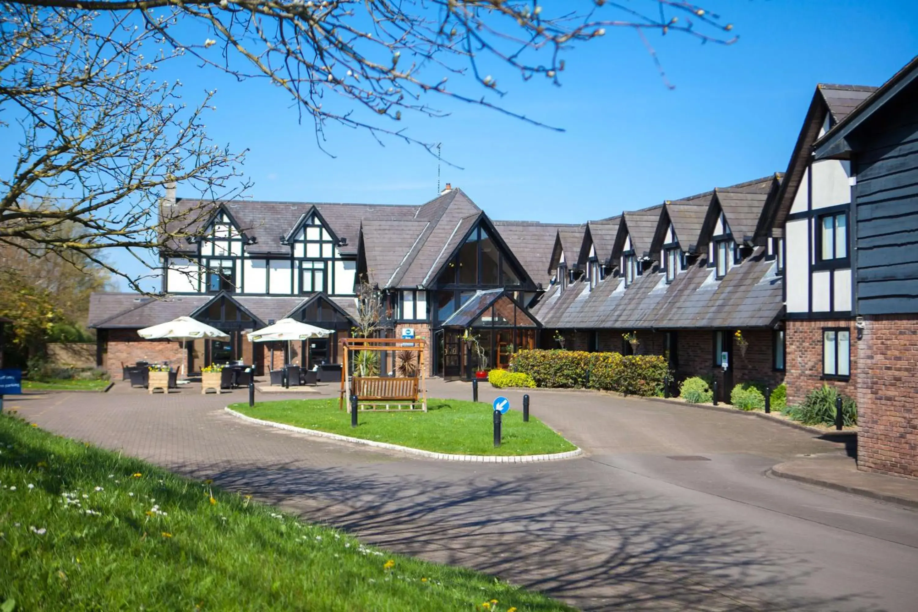 Property Building in Best Western Gables Hotel