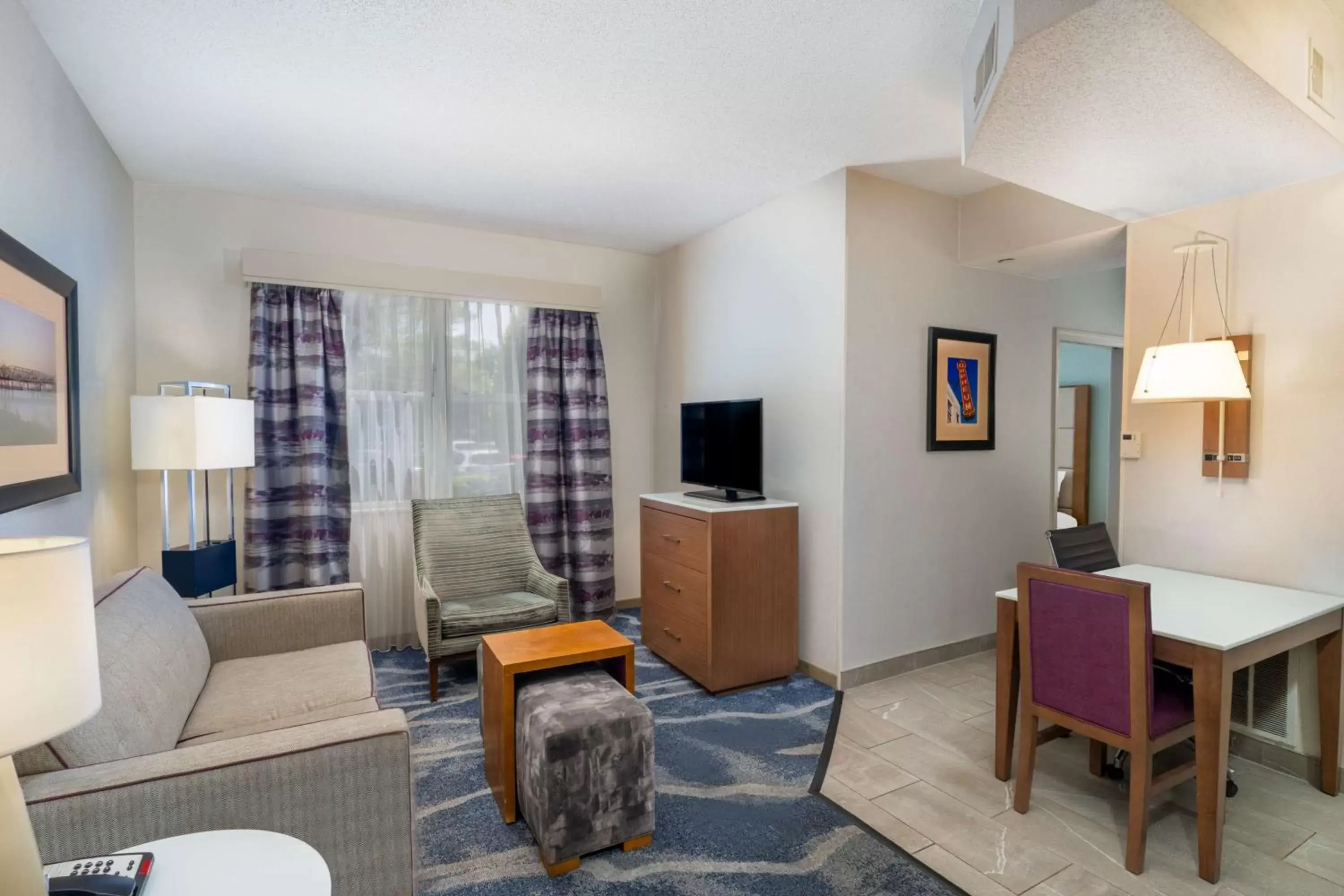 Living room, Seating Area in Homewood Suites Memphis Germantown