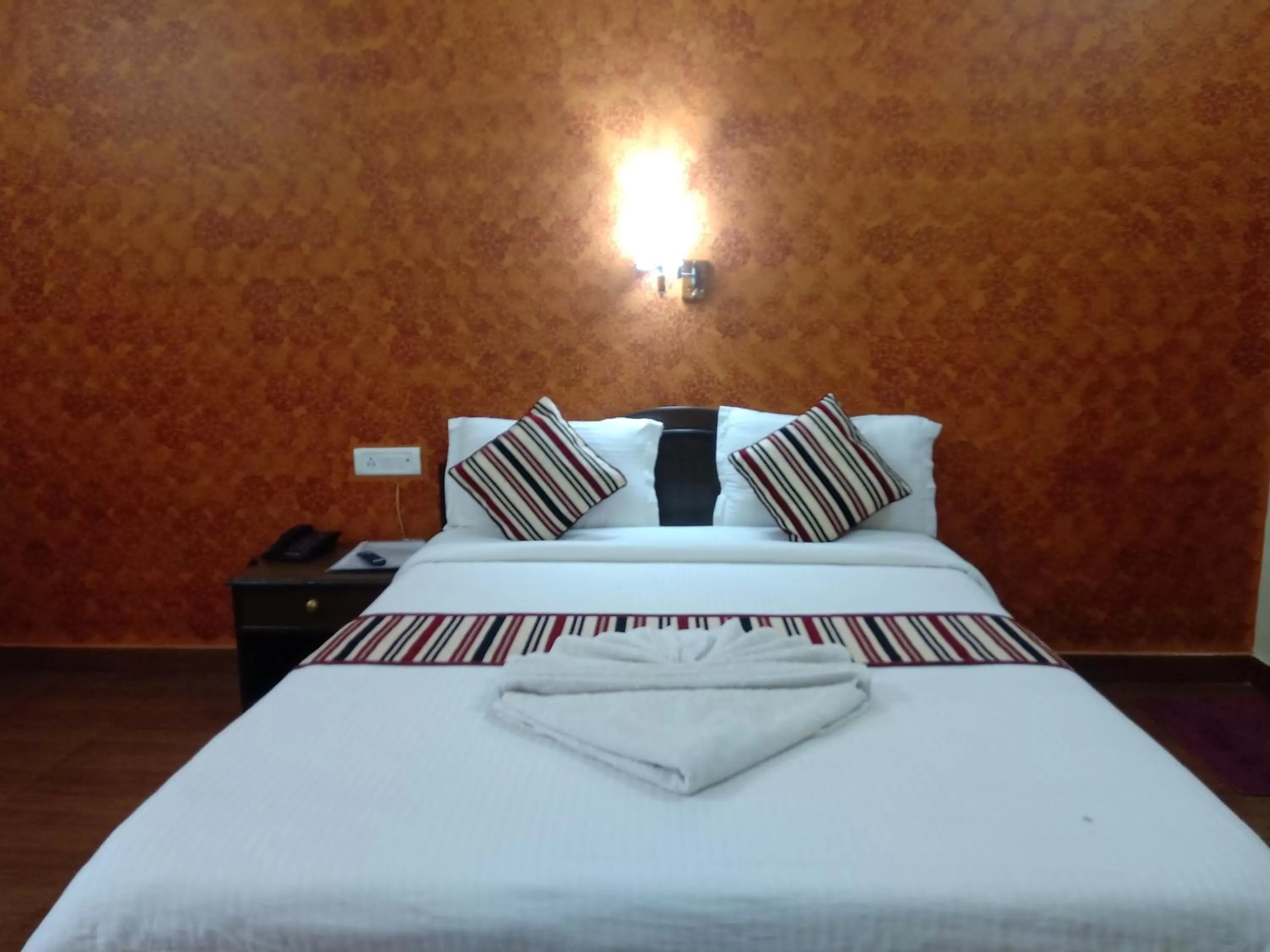 Bed in Butterfly Lodge