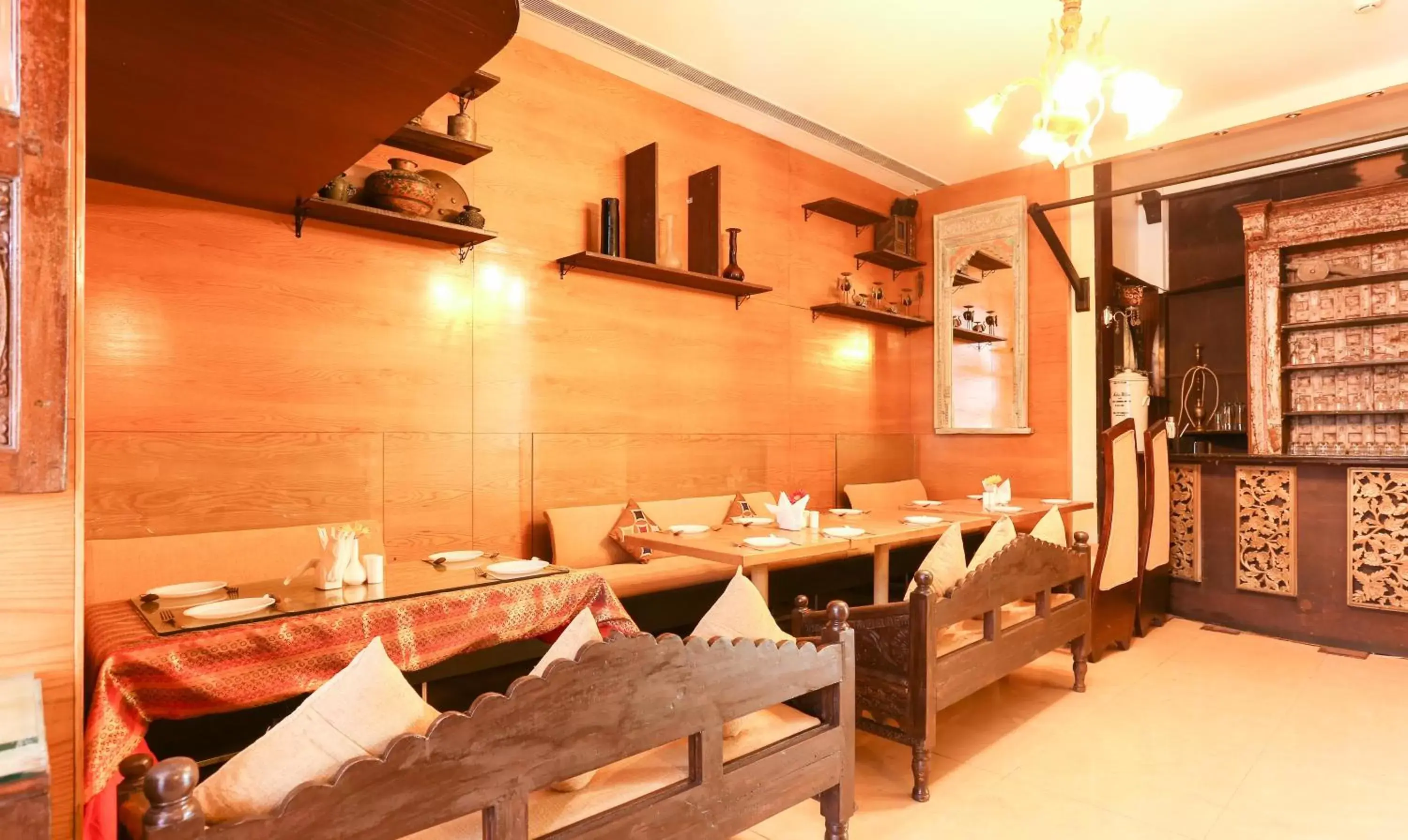 Restaurant/places to eat in Treebo Regency - Bund Garden, Dhole Patil Road Restaurant/places to eat in Treebo Regency - Bund Garden, Dhole Patil Road